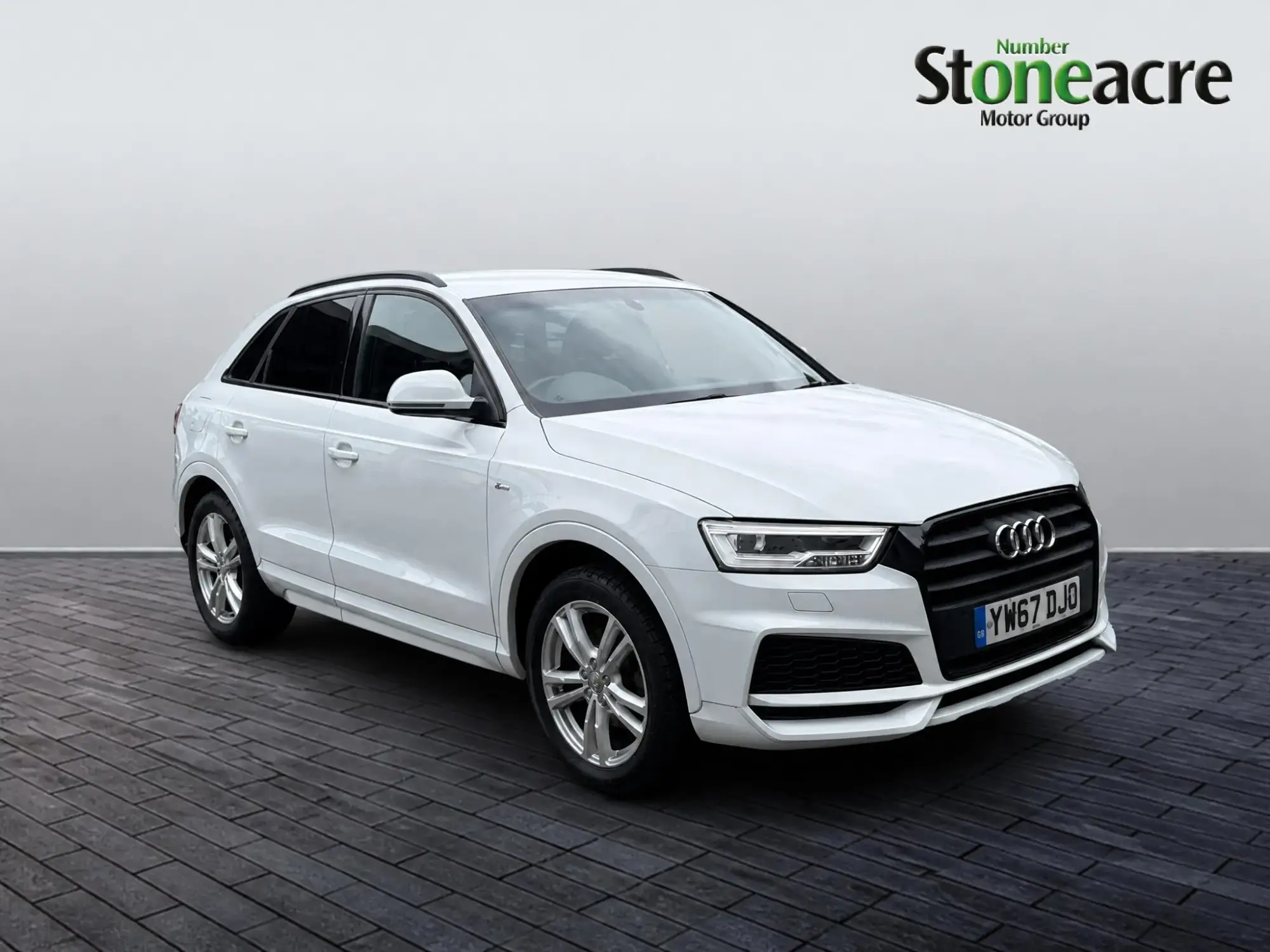 Audi Q3 1.4 TFSI CoD S line Edition Euro 6 (s/s) 5dr YW67DJO Image 1 Audi Q3 1.4 TFSI CoD S line Edition Euro 6 (s/s) 5dr YW67DJO Image 1