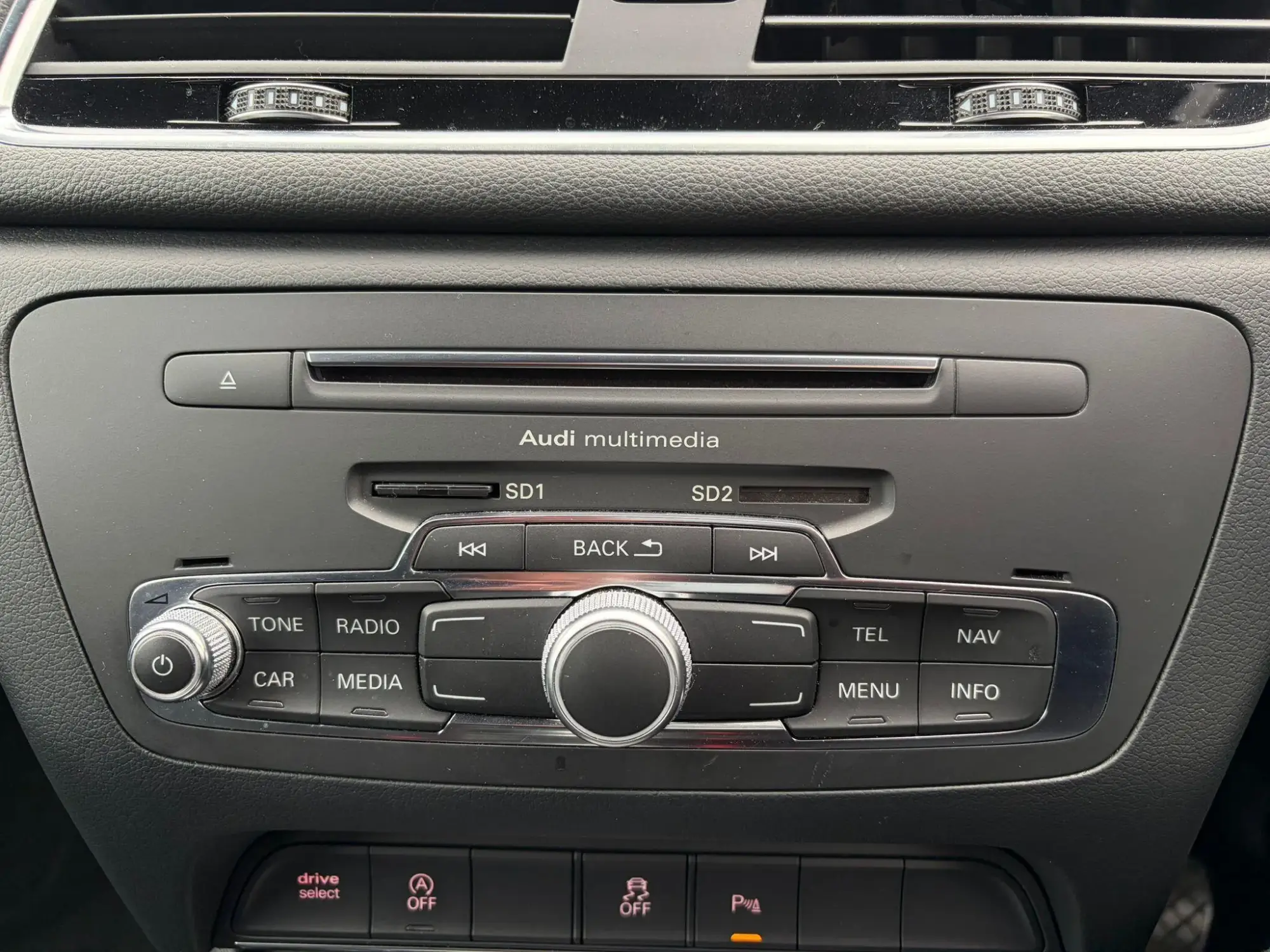 Audi Q3 Image 21 Audi Q3 Image 21