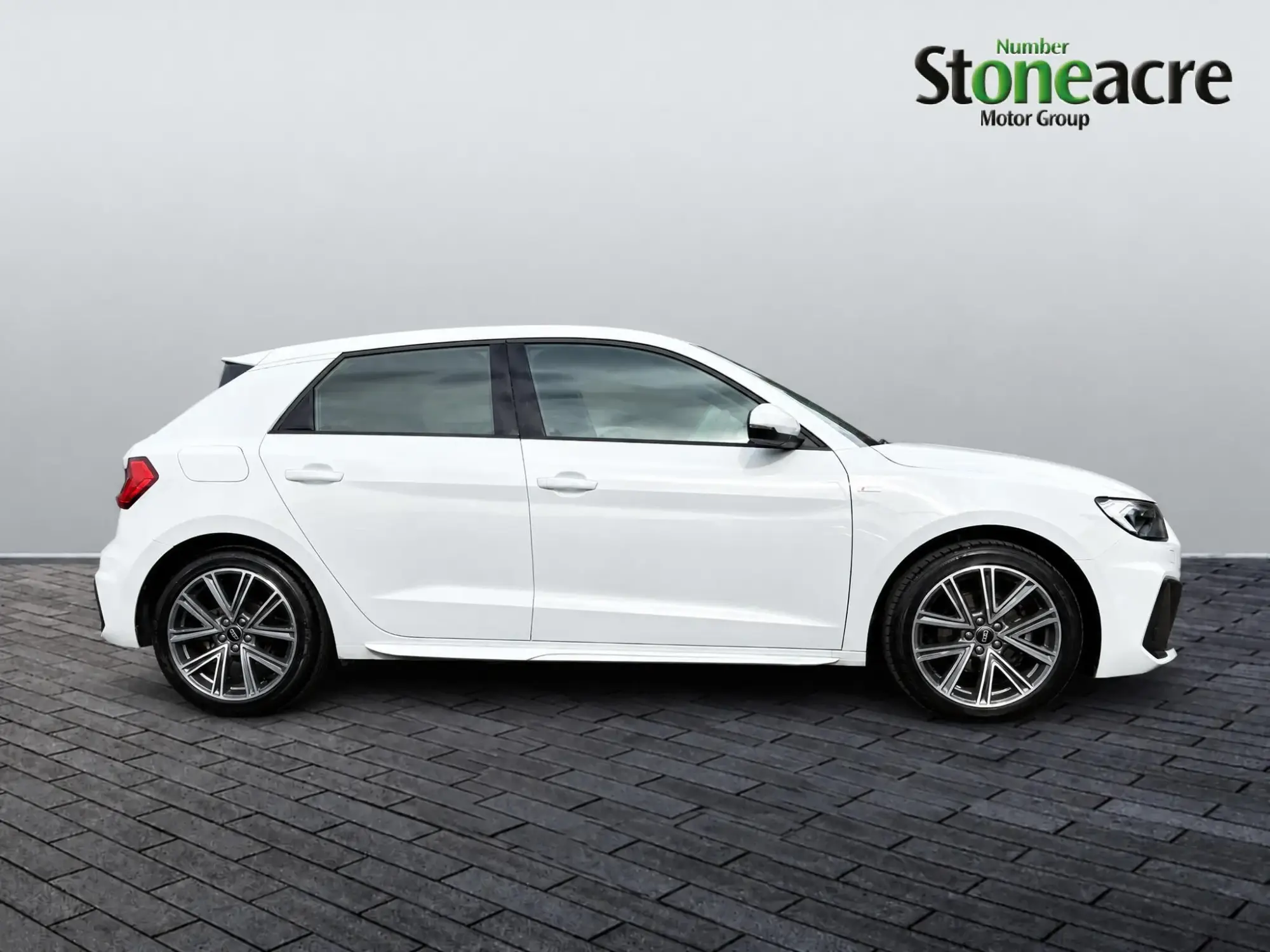 Audi A1 1.0 TFSI 30 S line Sportback 5dr Petrol S Tronic Euro 6 (s/s) (110 ps) NV23XAW Image 2 Audi A1 1.0 TFSI 30 S line Sportback 5dr Petrol S Tronic Euro 6 (s/s) (110 ps) NV23XAW Image 2