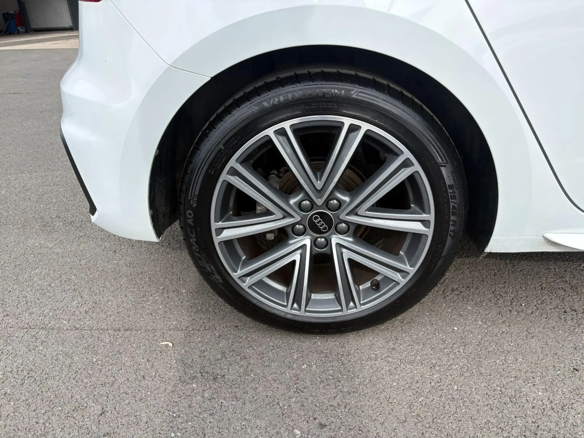Audi A1 Image 28 Audi A1 Image 28