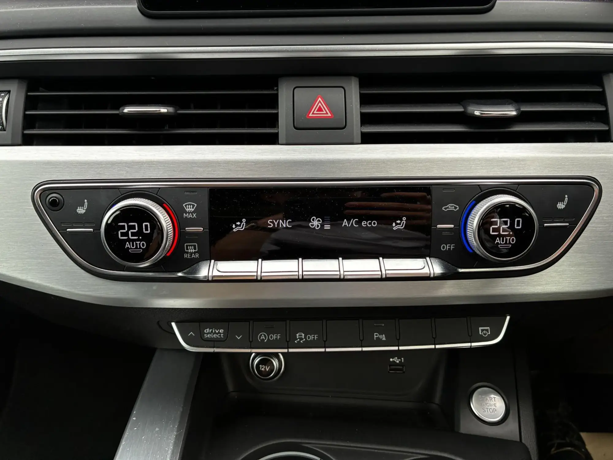 Audi A5 Image 22