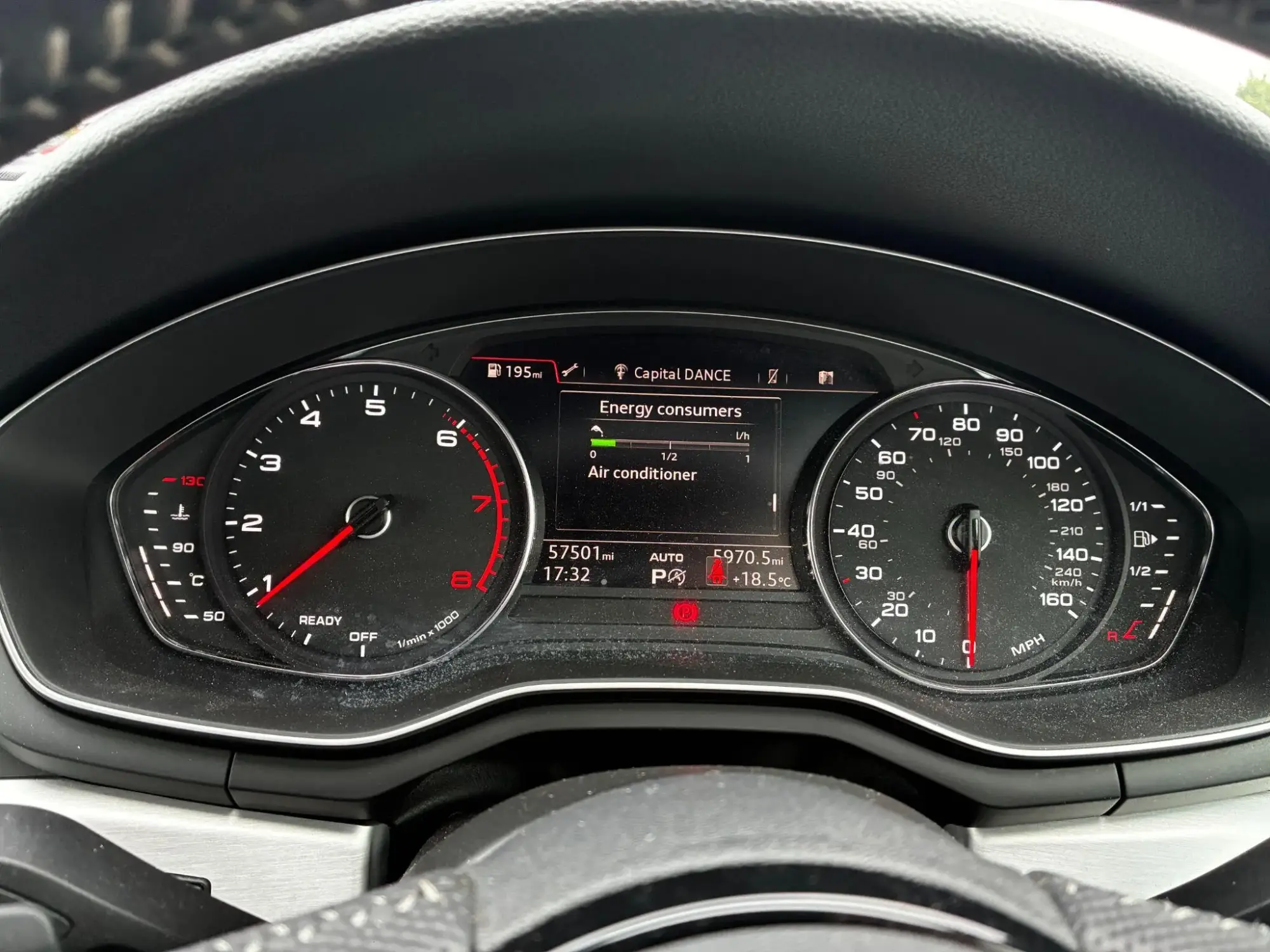 Audi A5 Image 32