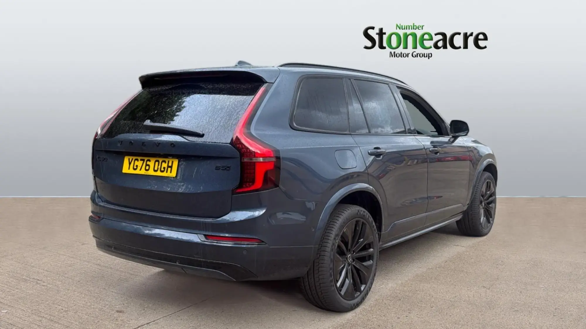 Volvo XC90 2.0 B5 MHEV Plus Pro Black Edition Auto 4WD Euro 6 (s/s) 5dr YG76OGH Image 2