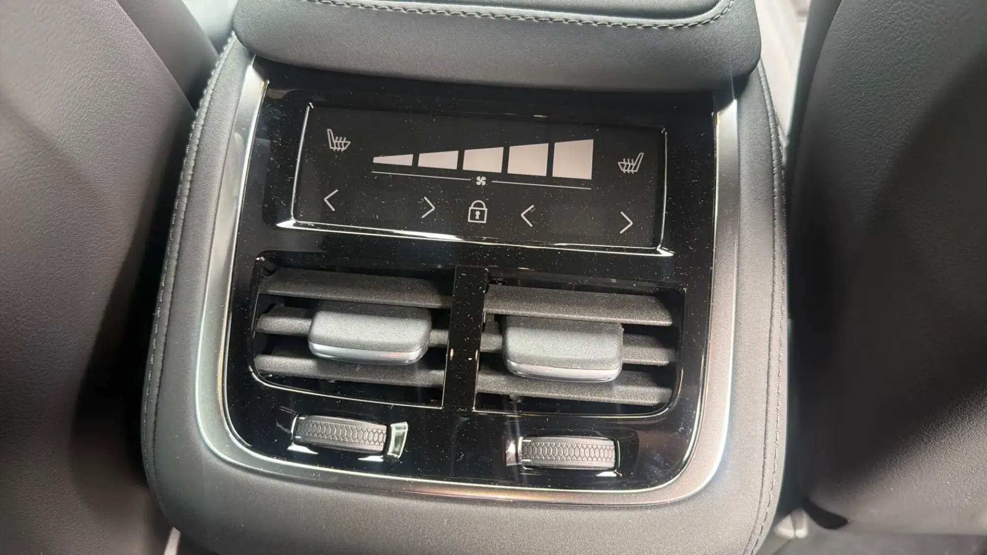 Volvo XC90 Image 34 Volvo XC90 Image 34