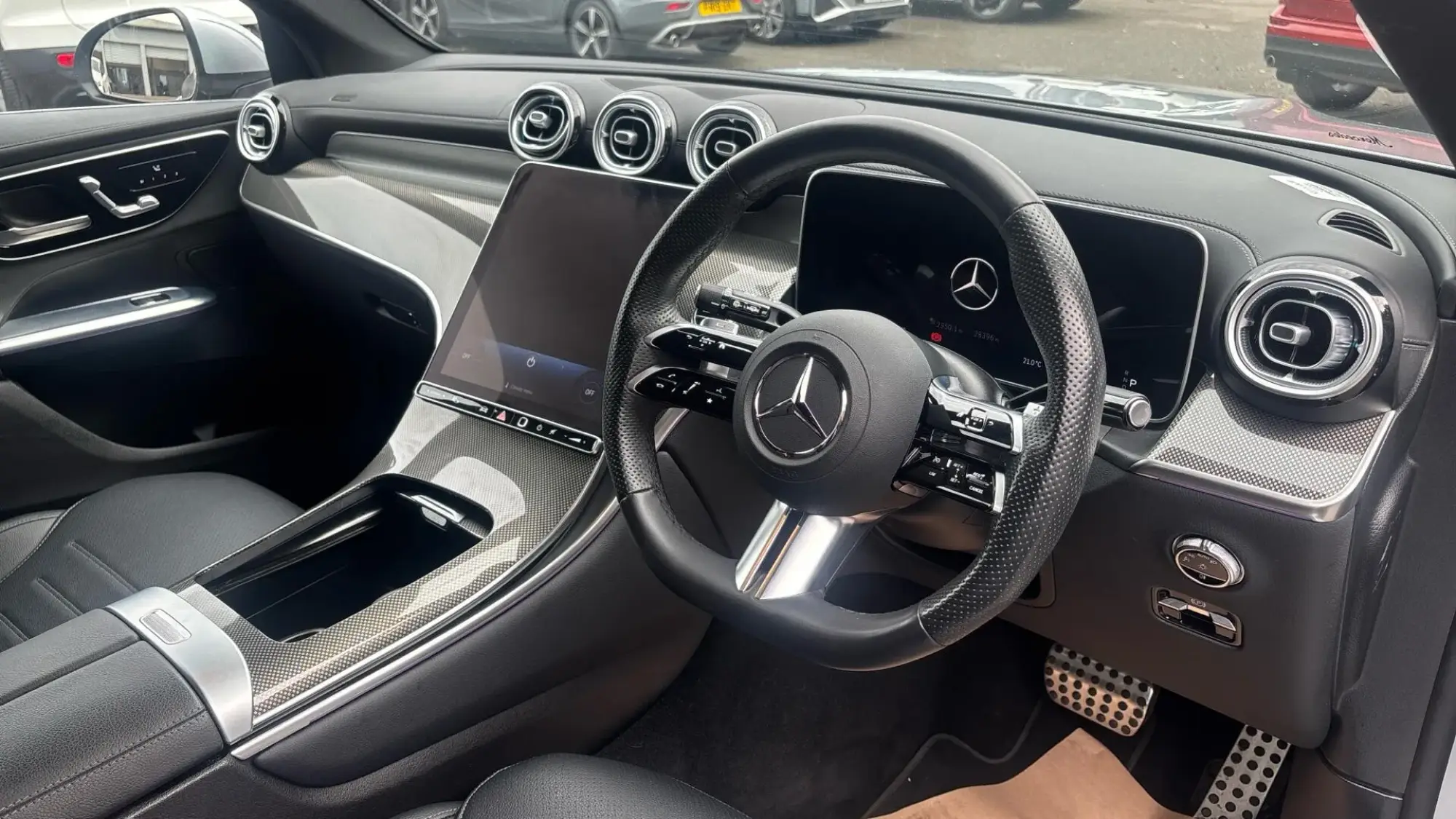 Mercedes-Benz GLC Image 4