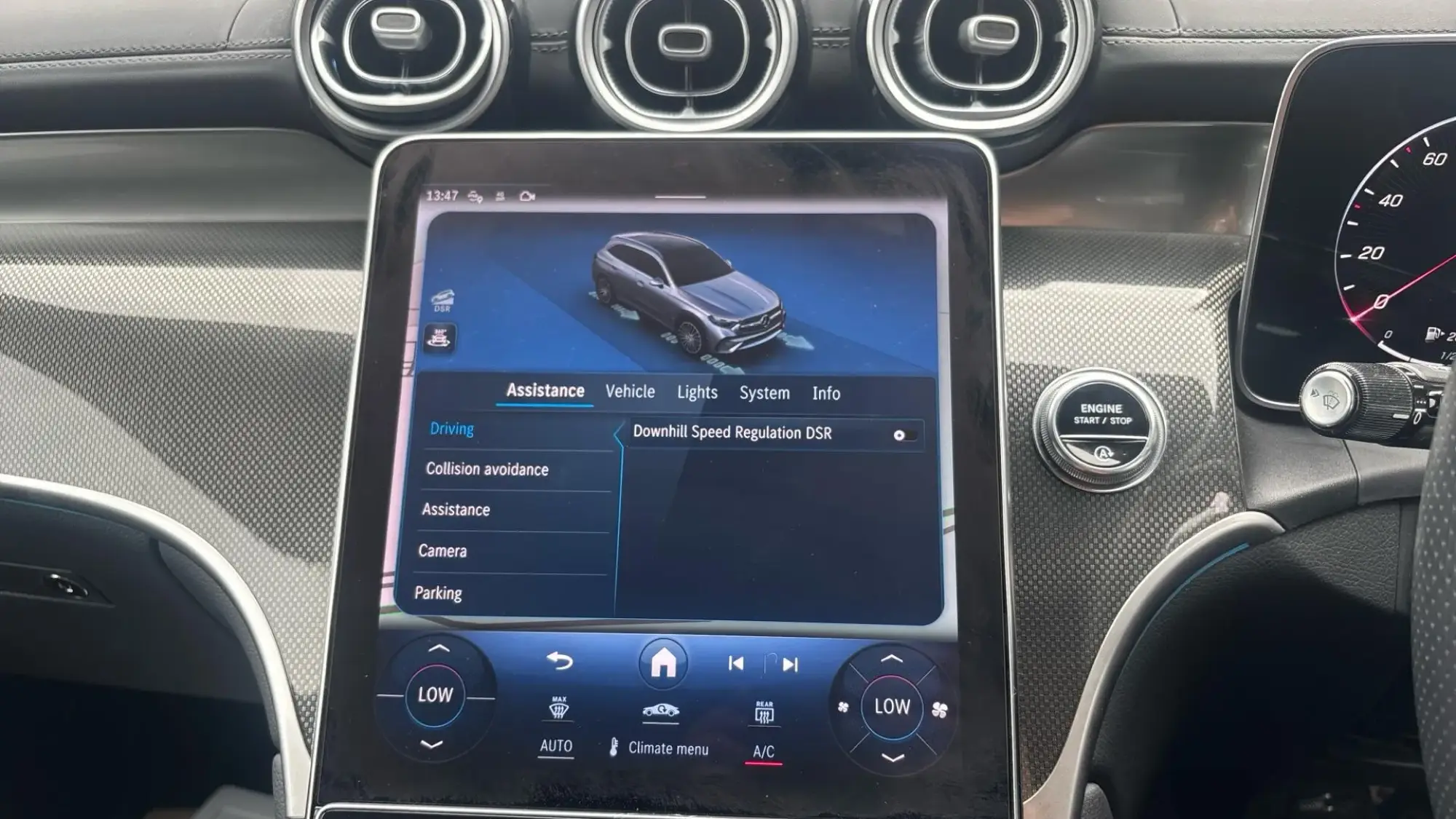 Mercedes-Benz GLC Image 12