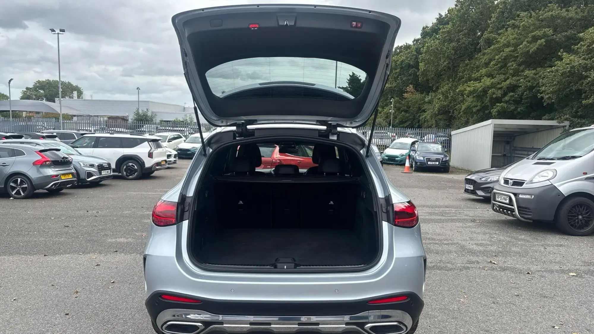 Mercedes-Benz GLC Image 13