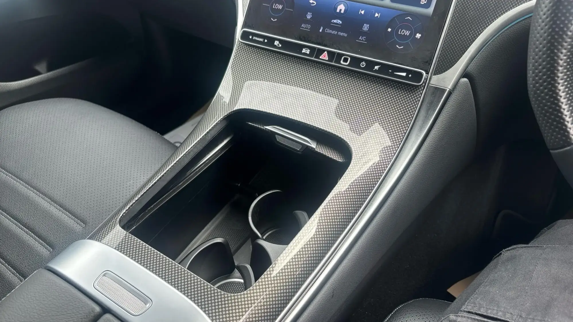 Mercedes-Benz GLC Image 24