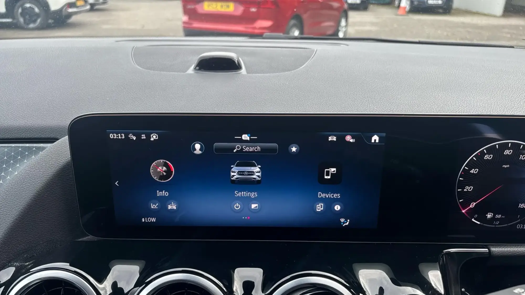 Mercedes-Benz GLA Image 12 Mercedes-Benz GLA Image 12