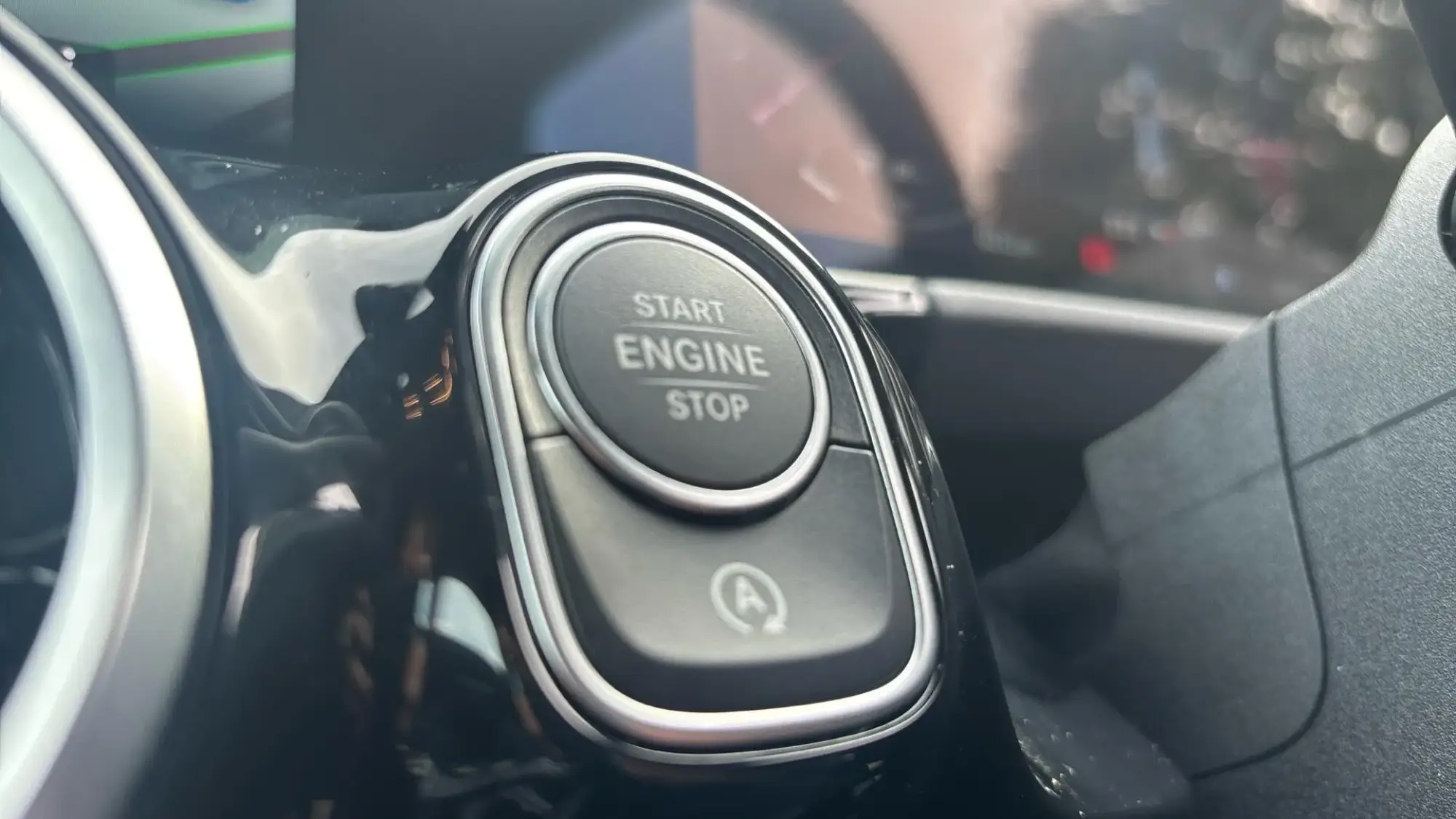 Mercedes-Benz GLA Image 25 Mercedes-Benz GLA Image 25