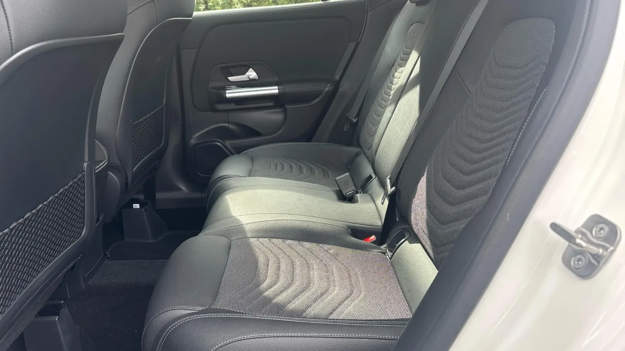 Mercedes-Benz GLA Image 31 Mercedes-Benz GLA Image 31