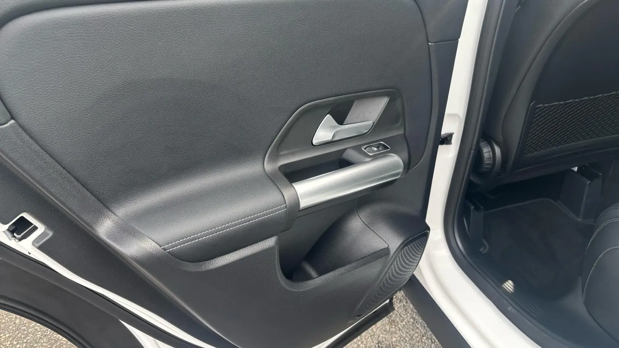 Mercedes-Benz GLA Image 34 Mercedes-Benz GLA Image 34