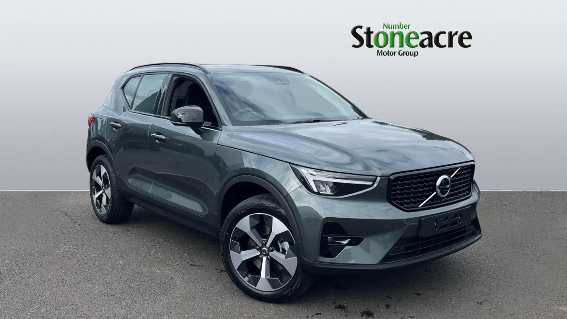 2026 Volvo XC40