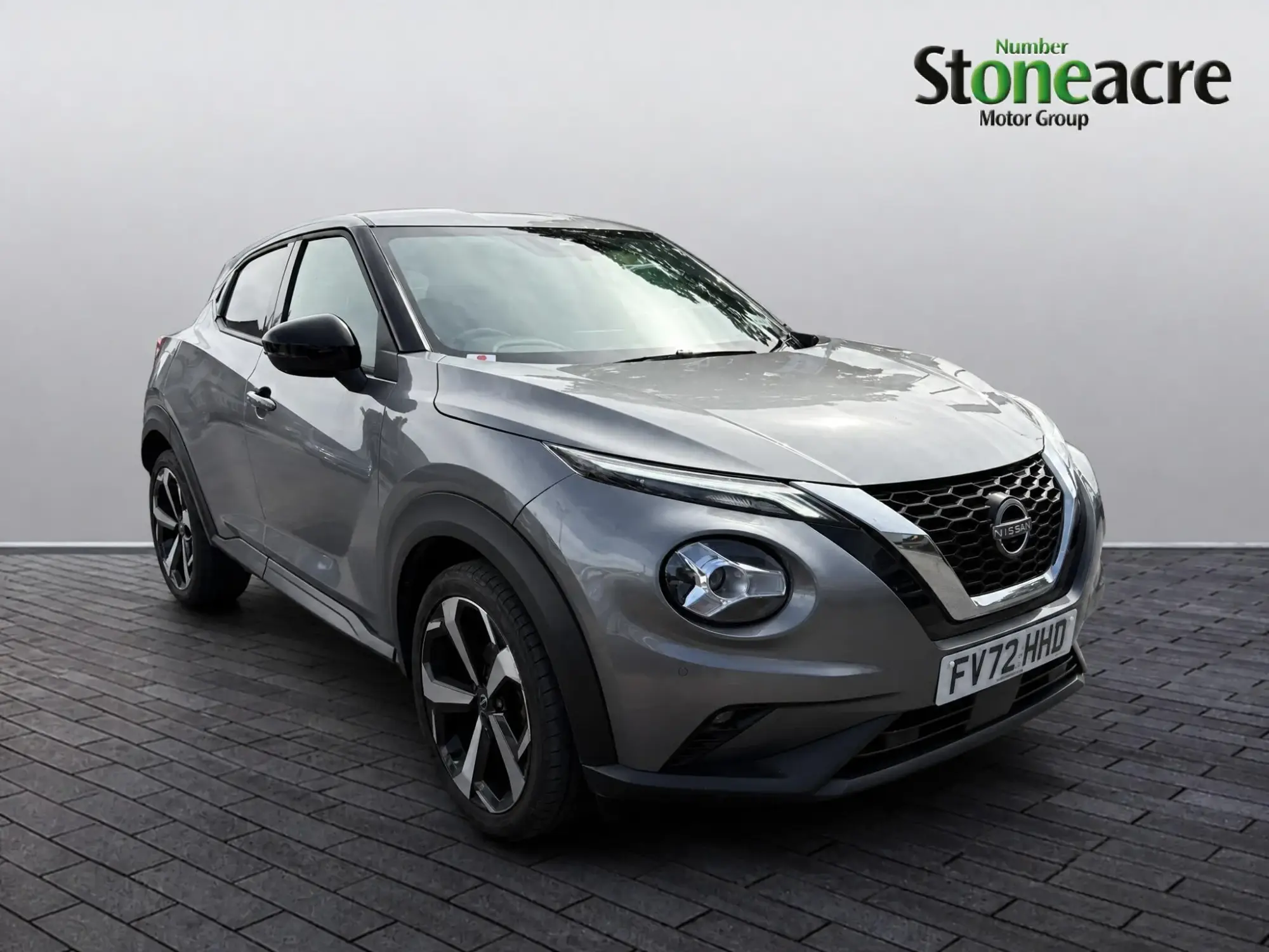 Nissan Juke 1.0 DiG-T 114 Tekna 5dr FV72HHD Image 1 Nissan Juke 1.0 DiG-T 114 Tekna 5dr FV72HHD Image 1