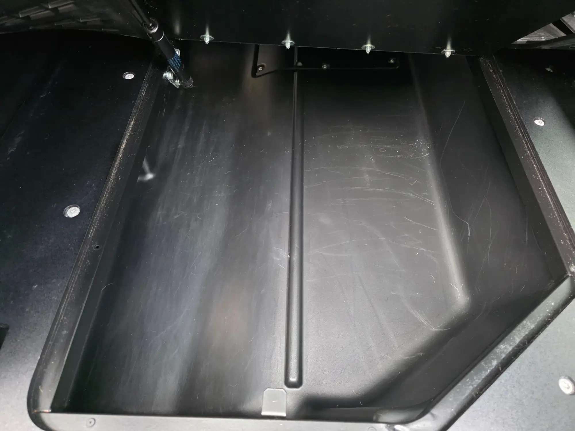 Land Rover Defender 110 Image 37 Land Rover Defender 110 Image 37