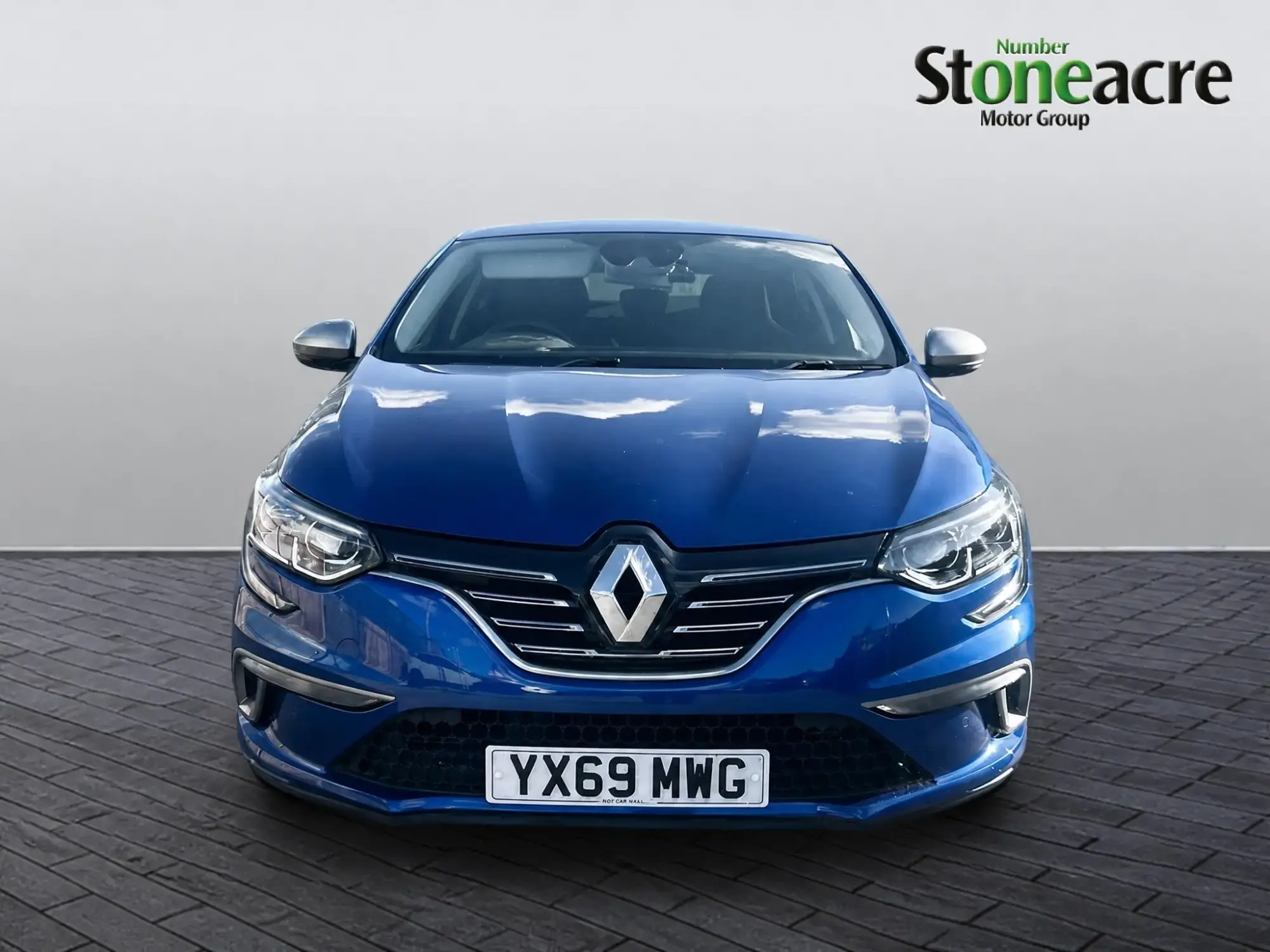Renault Megane GT Line TCe 140 MY18 YX69MWG Image 2 Renault Megane GT Line TCe 140 MY18 YX69MWG Image 2