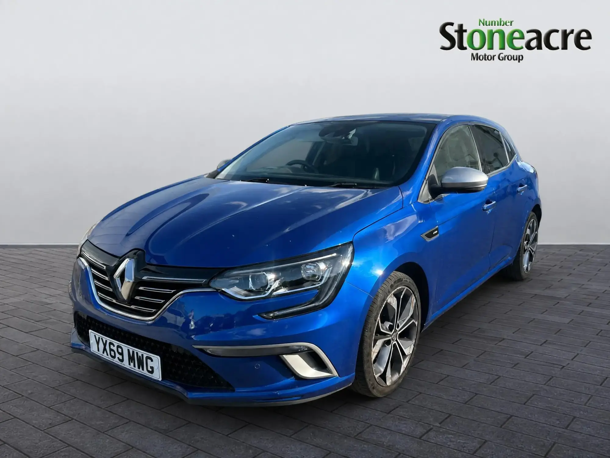 Renault Megane GT Line TCe 140 MY18 YX69MWG Image 3 Renault Megane GT Line TCe 140 MY18 YX69MWG Image 3
