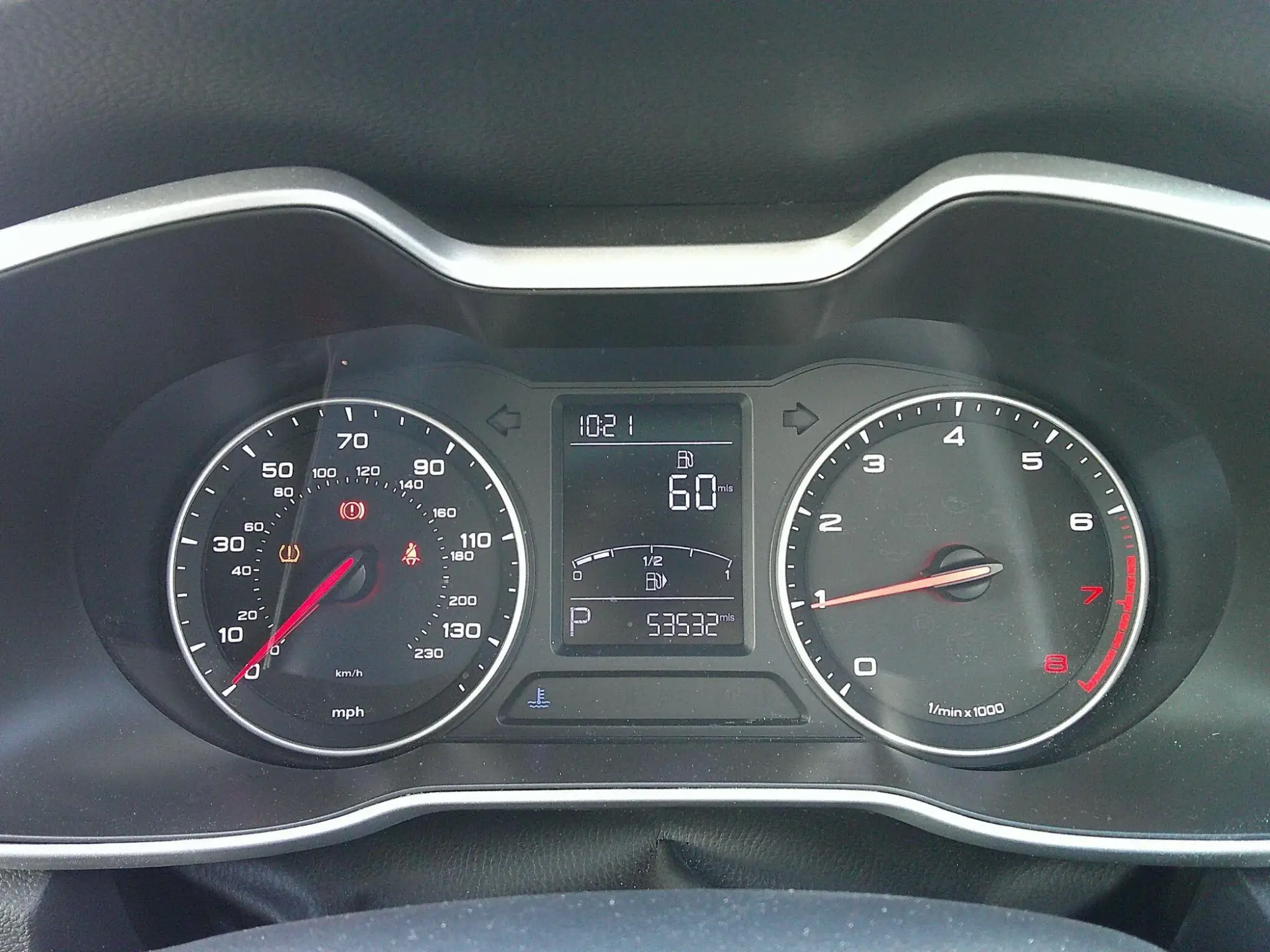 MG ZS Image 15
