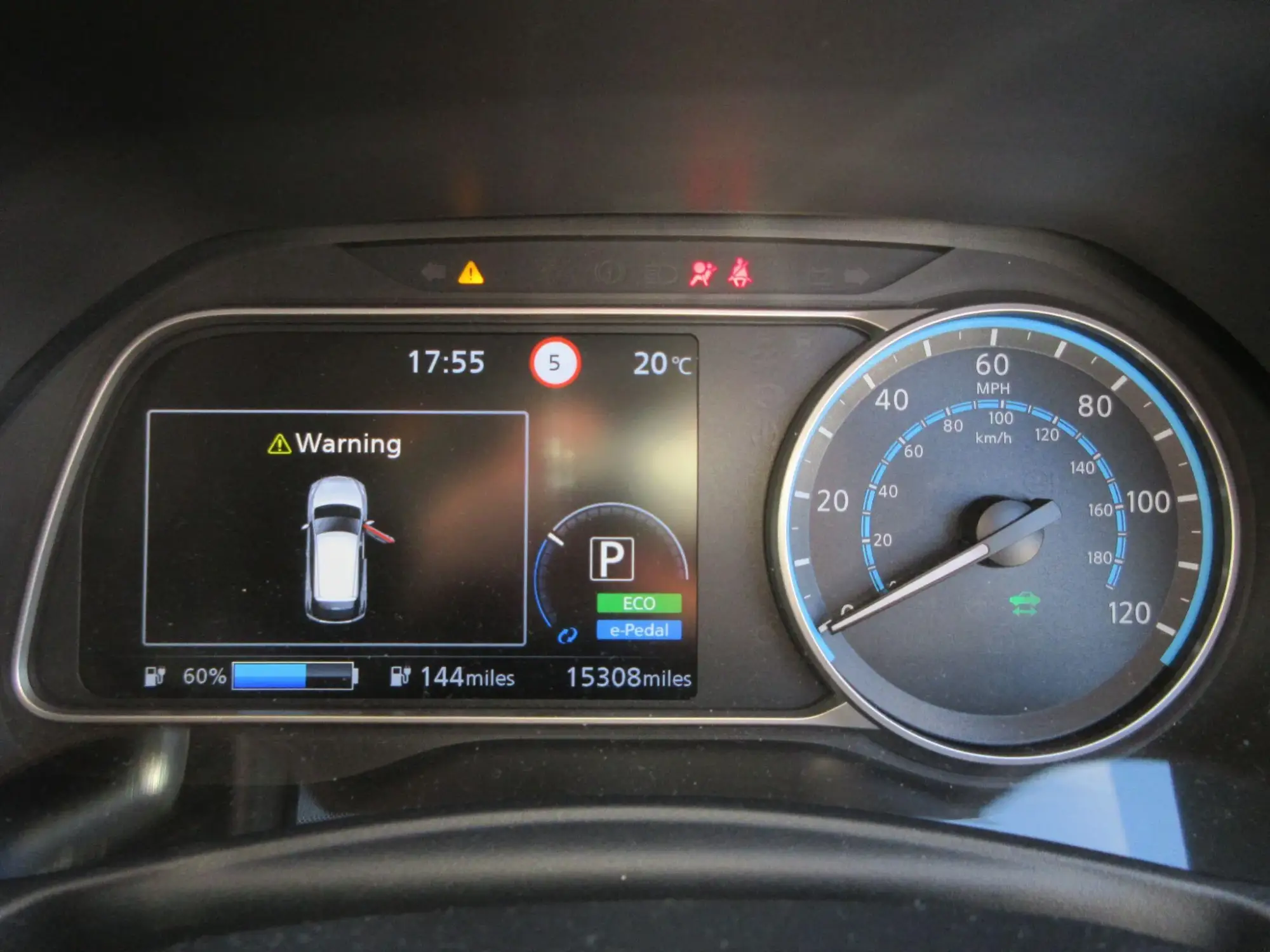 Nissan LEAF Image 24 Nissan LEAF Image 24
