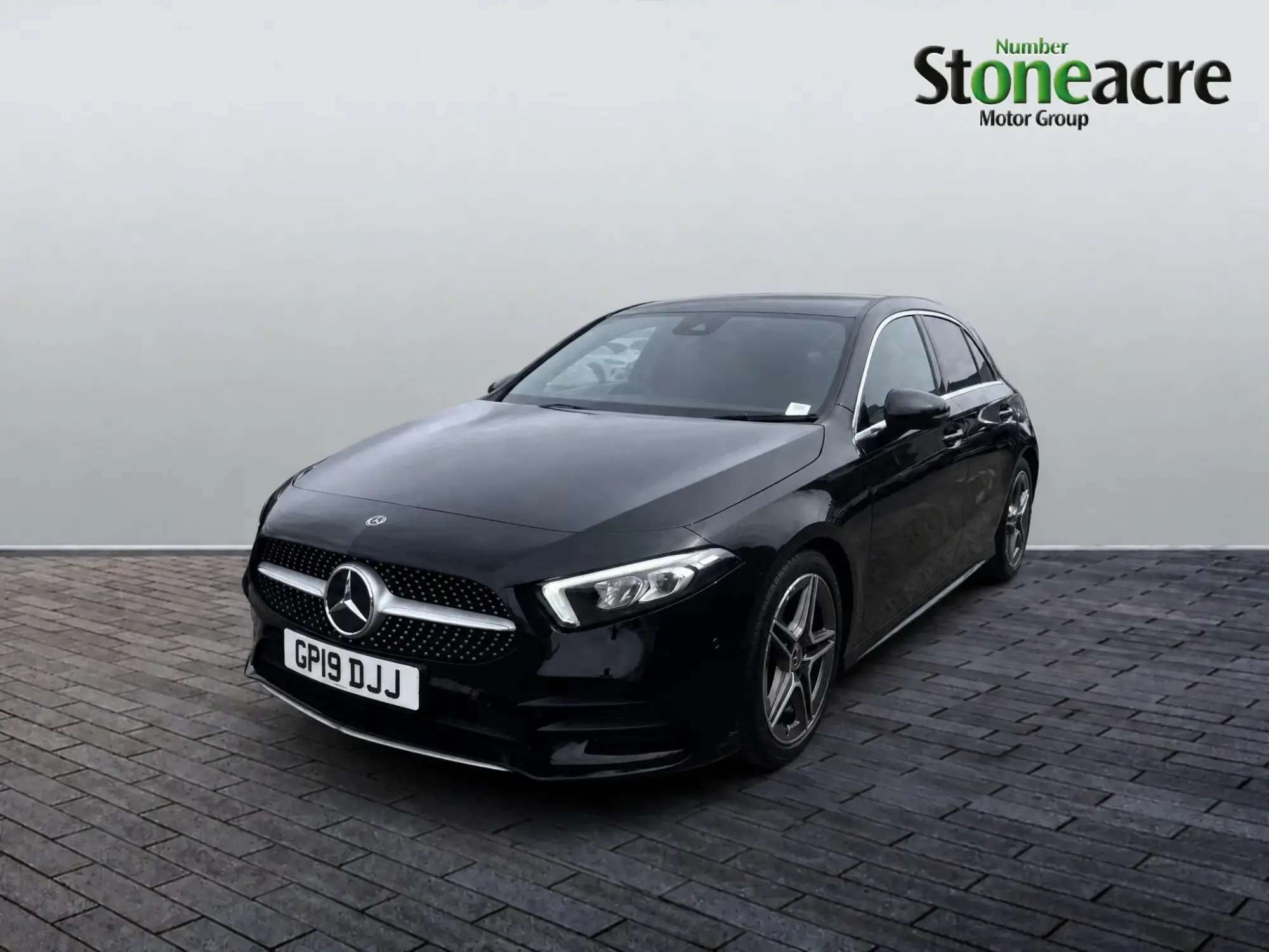 Mercedes-Benz A-Class 1.5 A180d AMG Line (Executive) 7G-DCT Euro 6 (s/s) 5dr GP19DJJ Image 3 Mercedes-Benz A-Class 1.5 A180d AMG Line (Executive) 7G-DCT Euro 6 (s/s) 5dr GP19DJJ Image 3