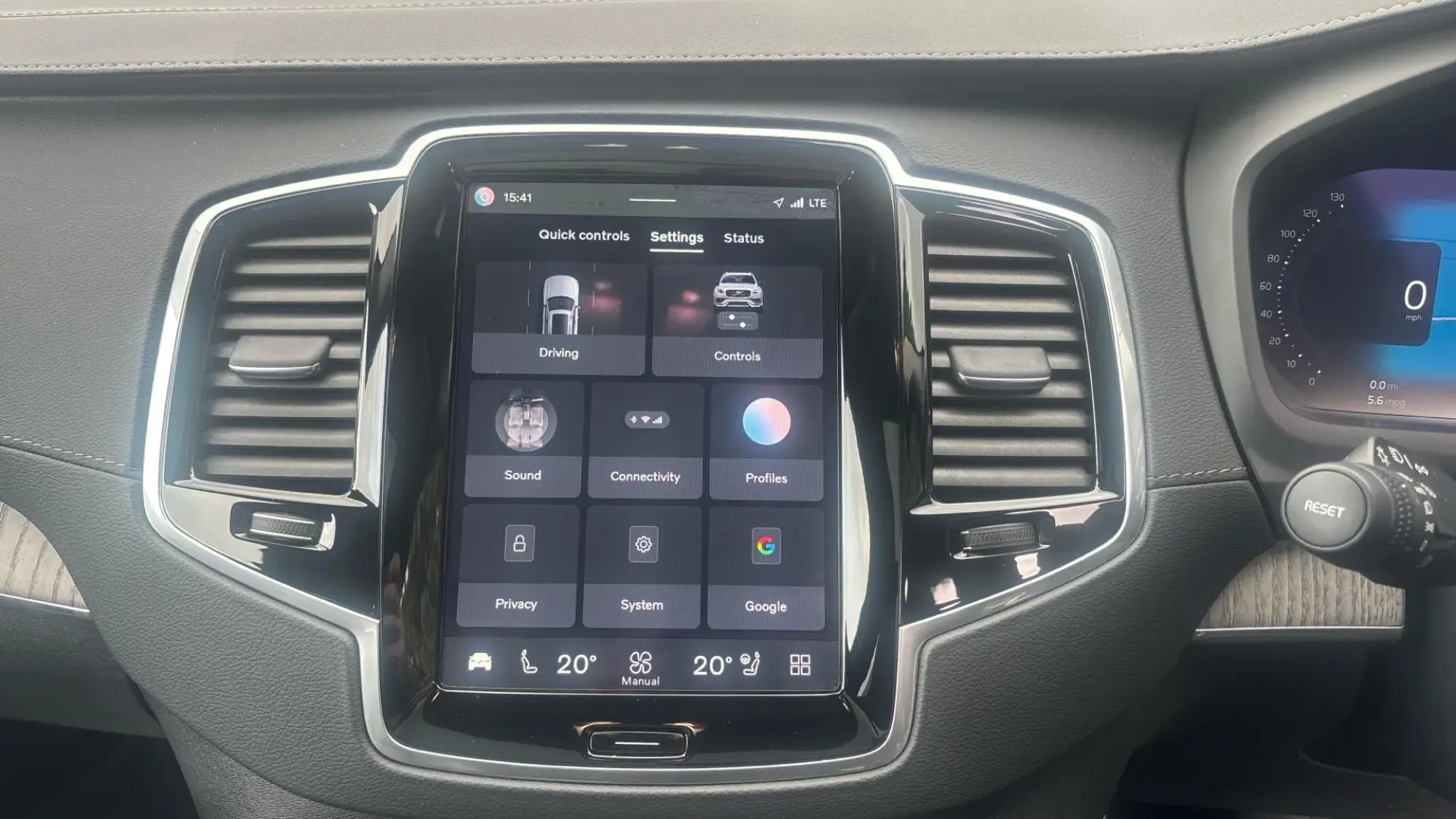 Volvo XC90 Plug-In Hybrid Image 15 Volvo XC90 Plug-In Hybrid Image 15