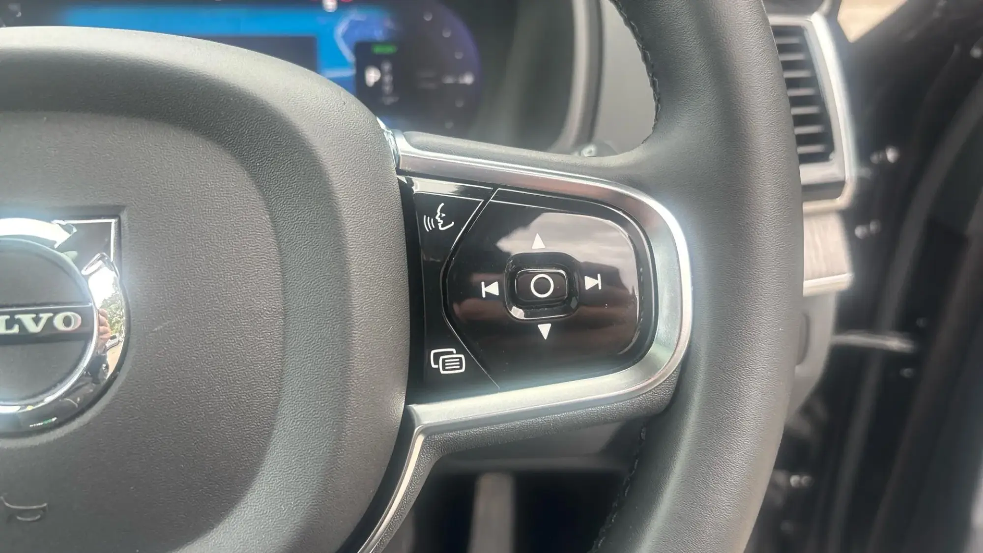 Volvo XC90 Plug-In Hybrid Image 20 Volvo XC90 Plug-In Hybrid Image 20