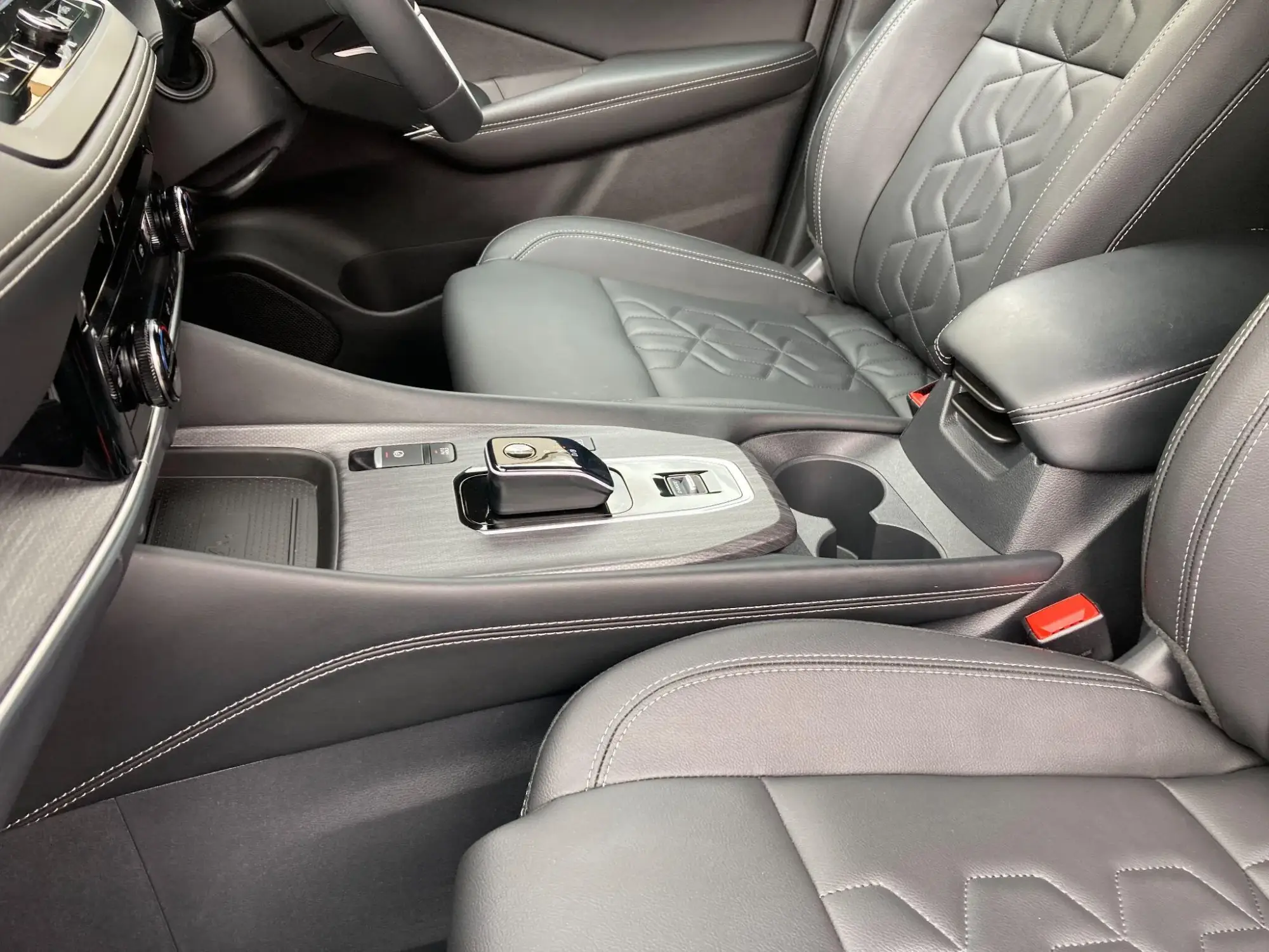 Nissan Qashqai with e-POWER Image 32