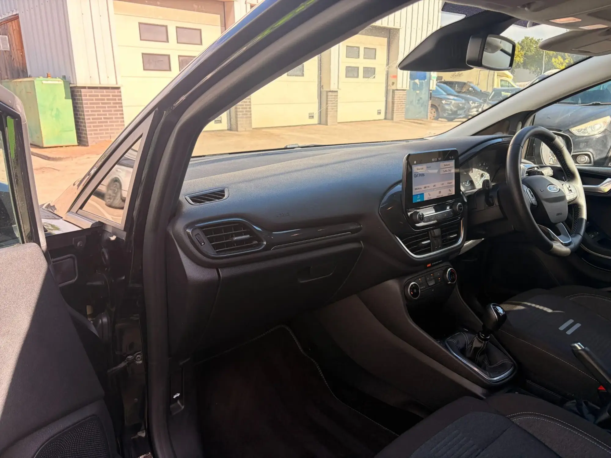 Ford Fiesta Image 9