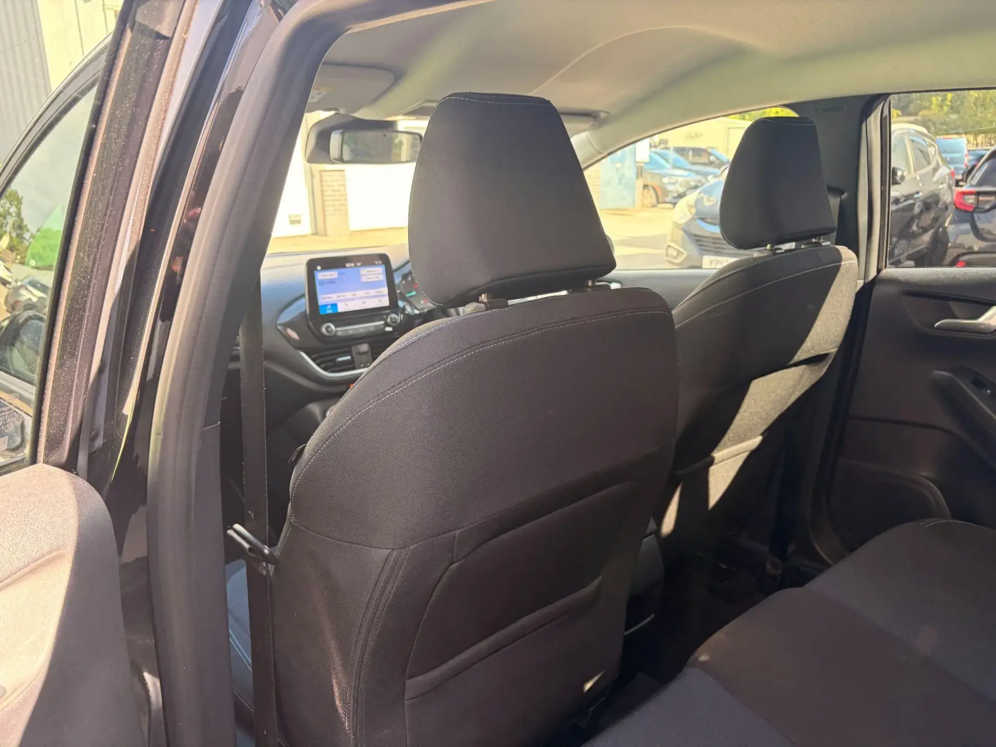 Ford Fiesta Image 16
