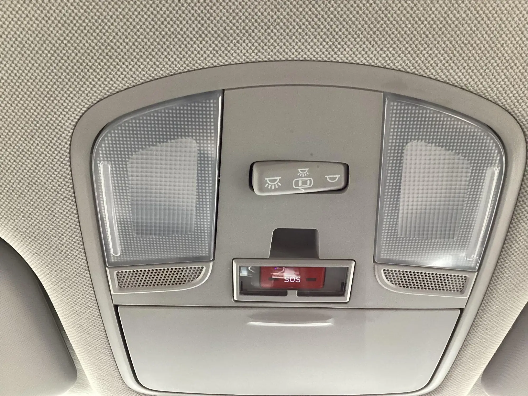 Hyundai IONIQ Hybrid Image 23 Hyundai IONIQ Hybrid Image 23