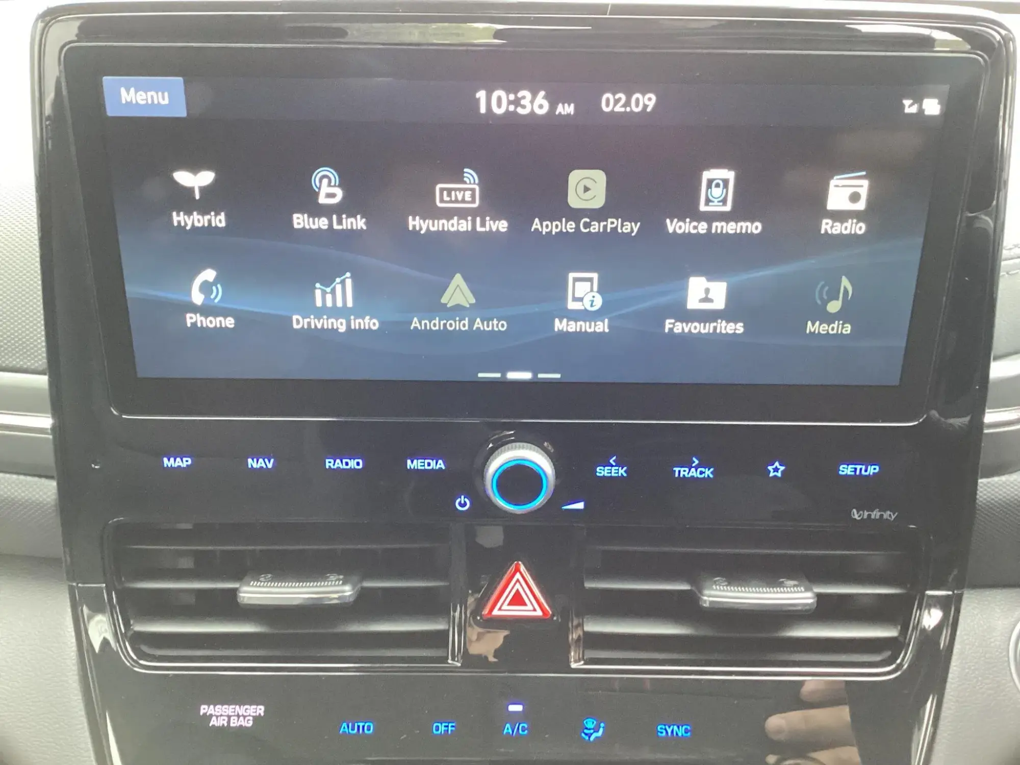Hyundai IONIQ Hybrid Image 29 Hyundai IONIQ Hybrid Image 29