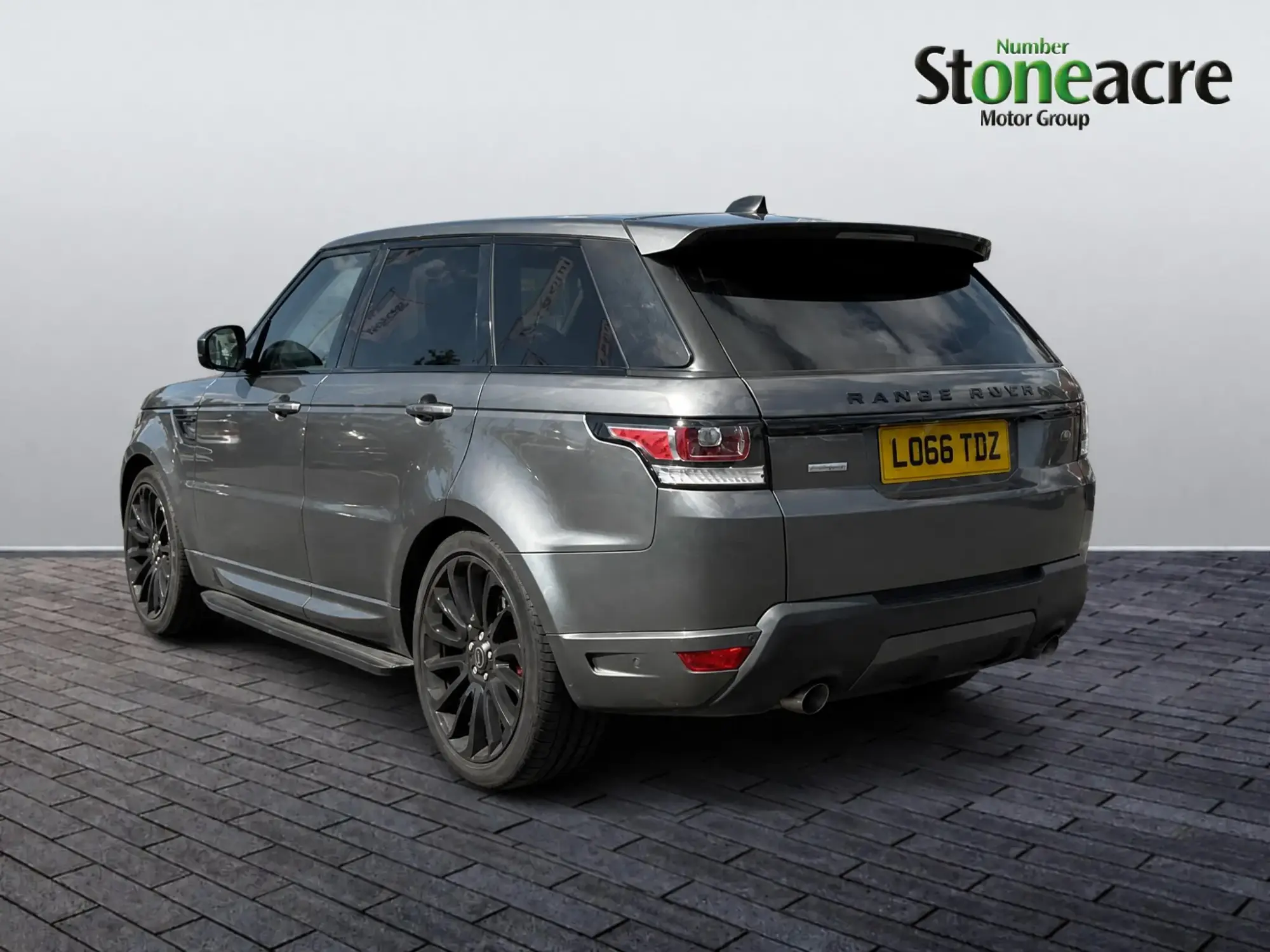 Land Rover Range Rover Sport Image 4