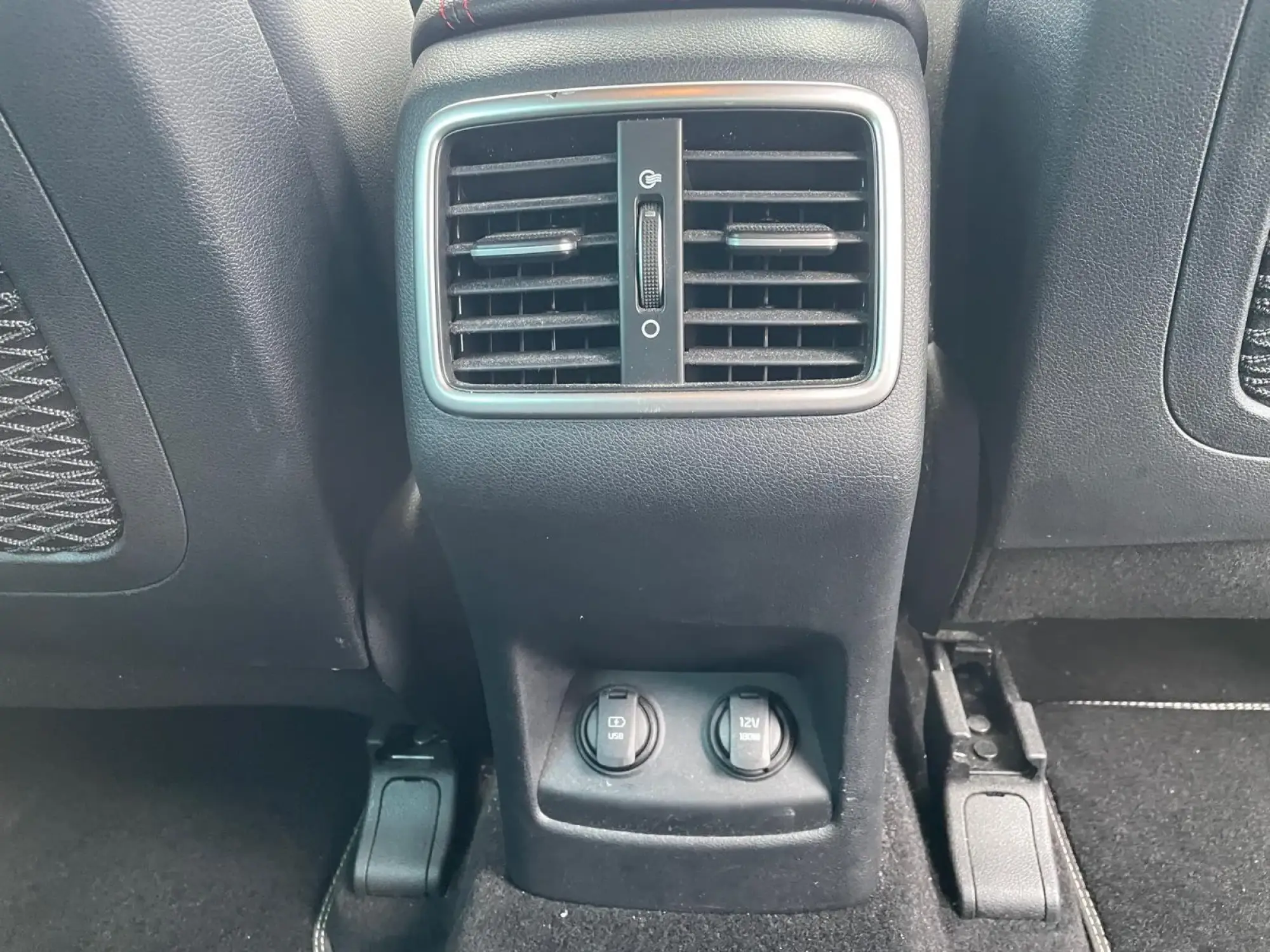 Kia Sportage Image 15