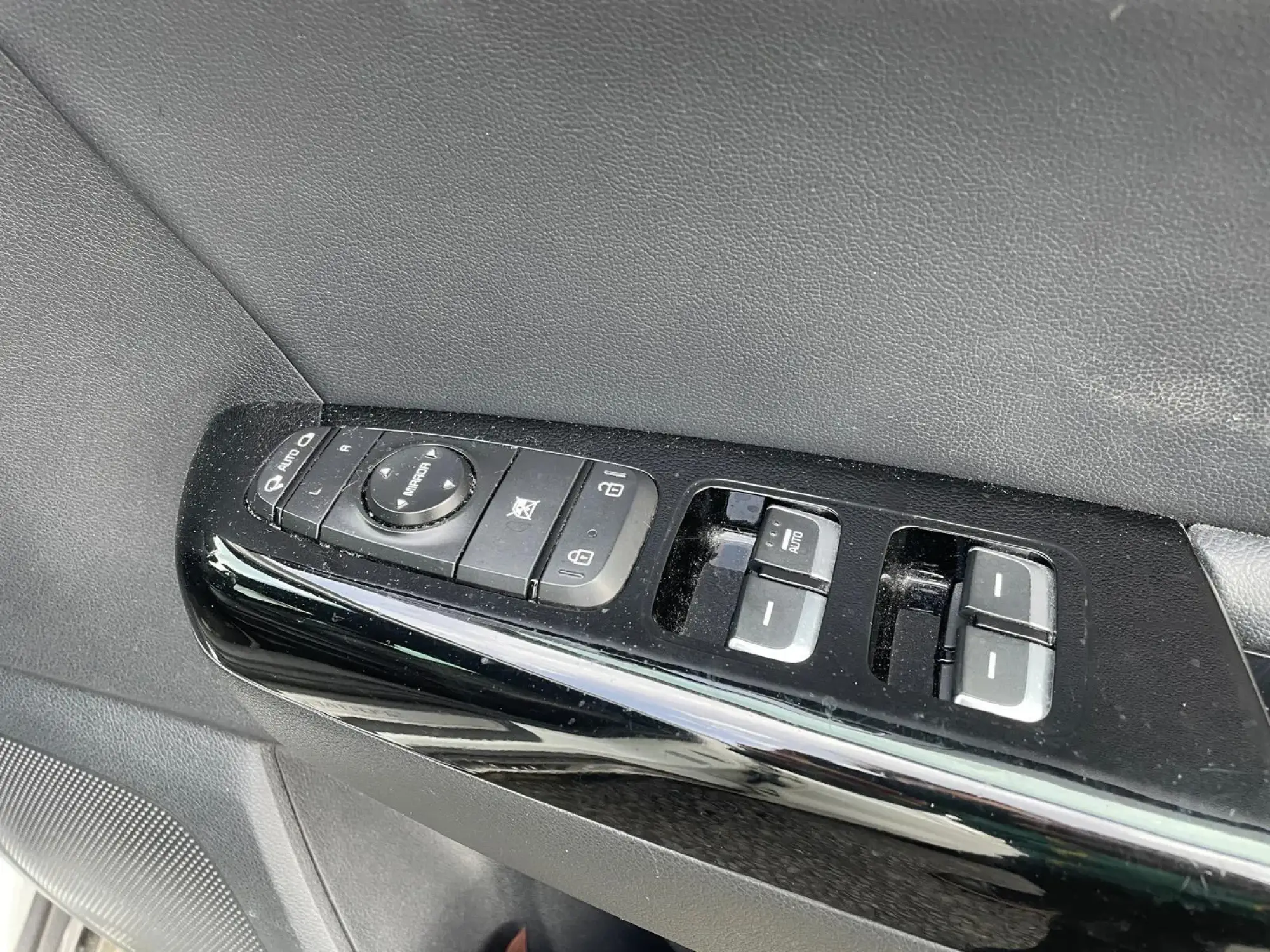 Kia Sportage Image 16