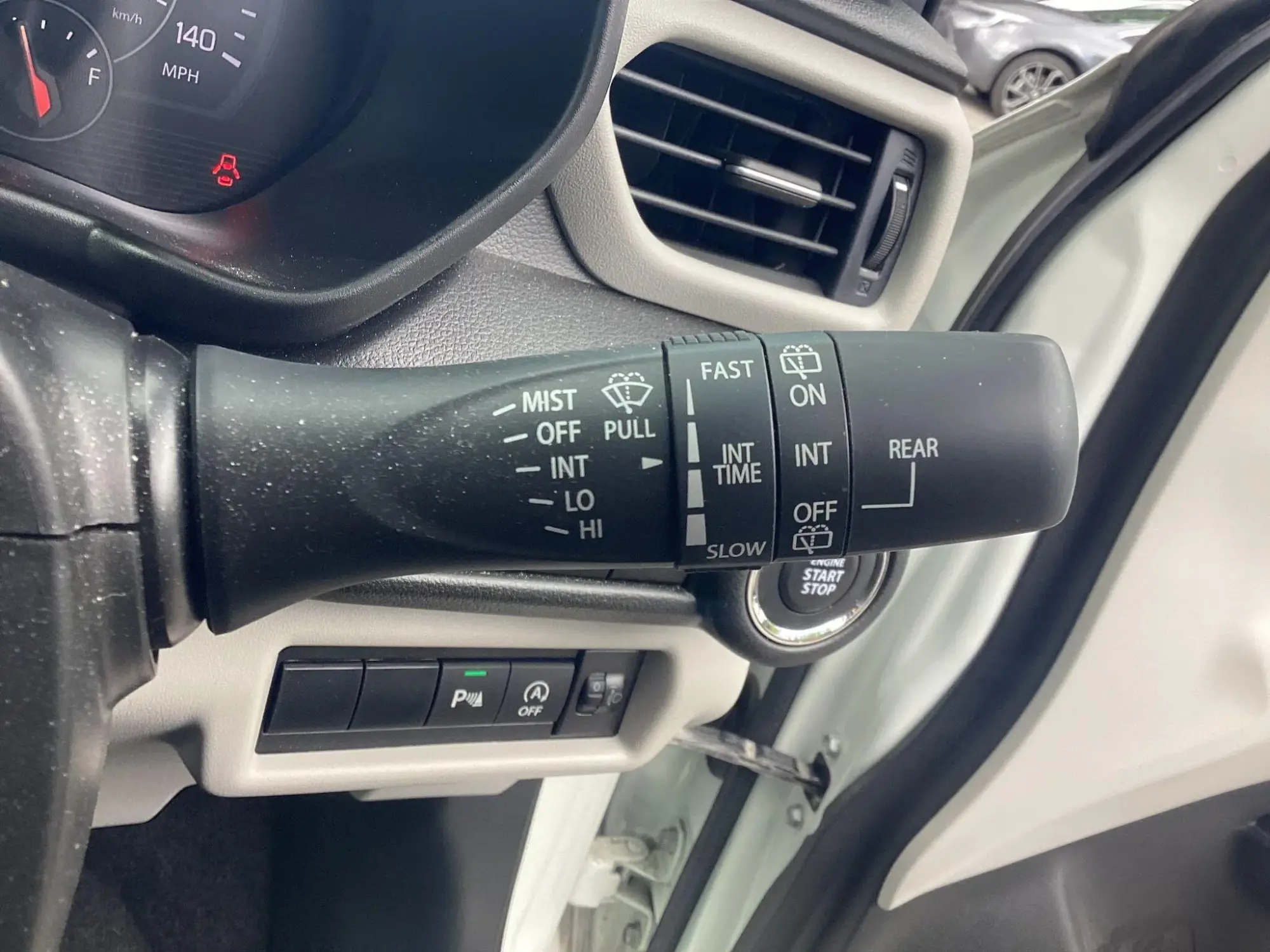 Suzuki Swift Image 14 Suzuki Swift Image 14