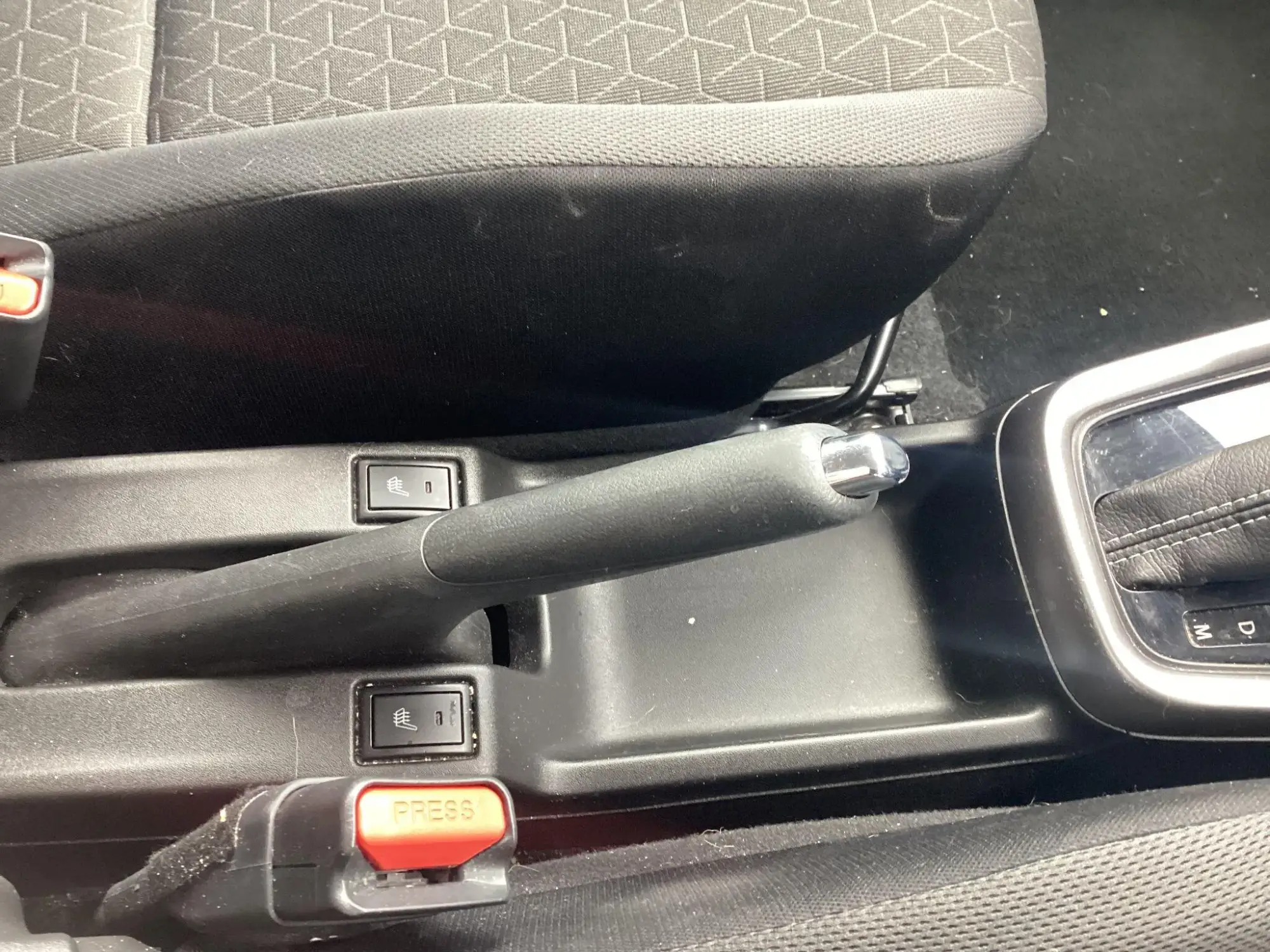 Suzuki Swift Image 33 Suzuki Swift Image 33
