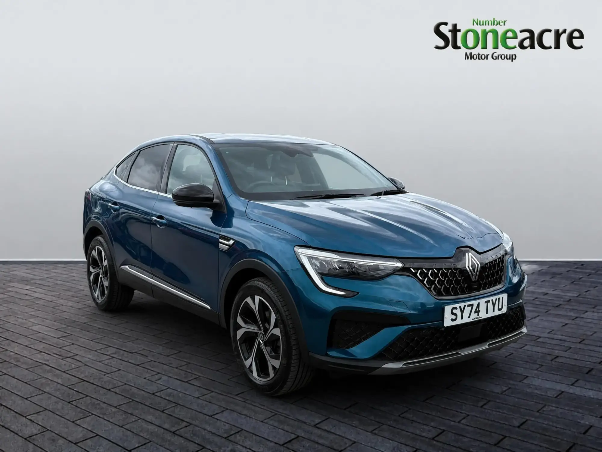 Renault Arkana E-Tech 1.6 E-Tech full hybrid 145 Techno 5dr Auto SY74TYU Image 1 Renault Arkana E-Tech 1.6 E-Tech full hybrid 145 Techno 5dr Auto SY74TYU Image 1