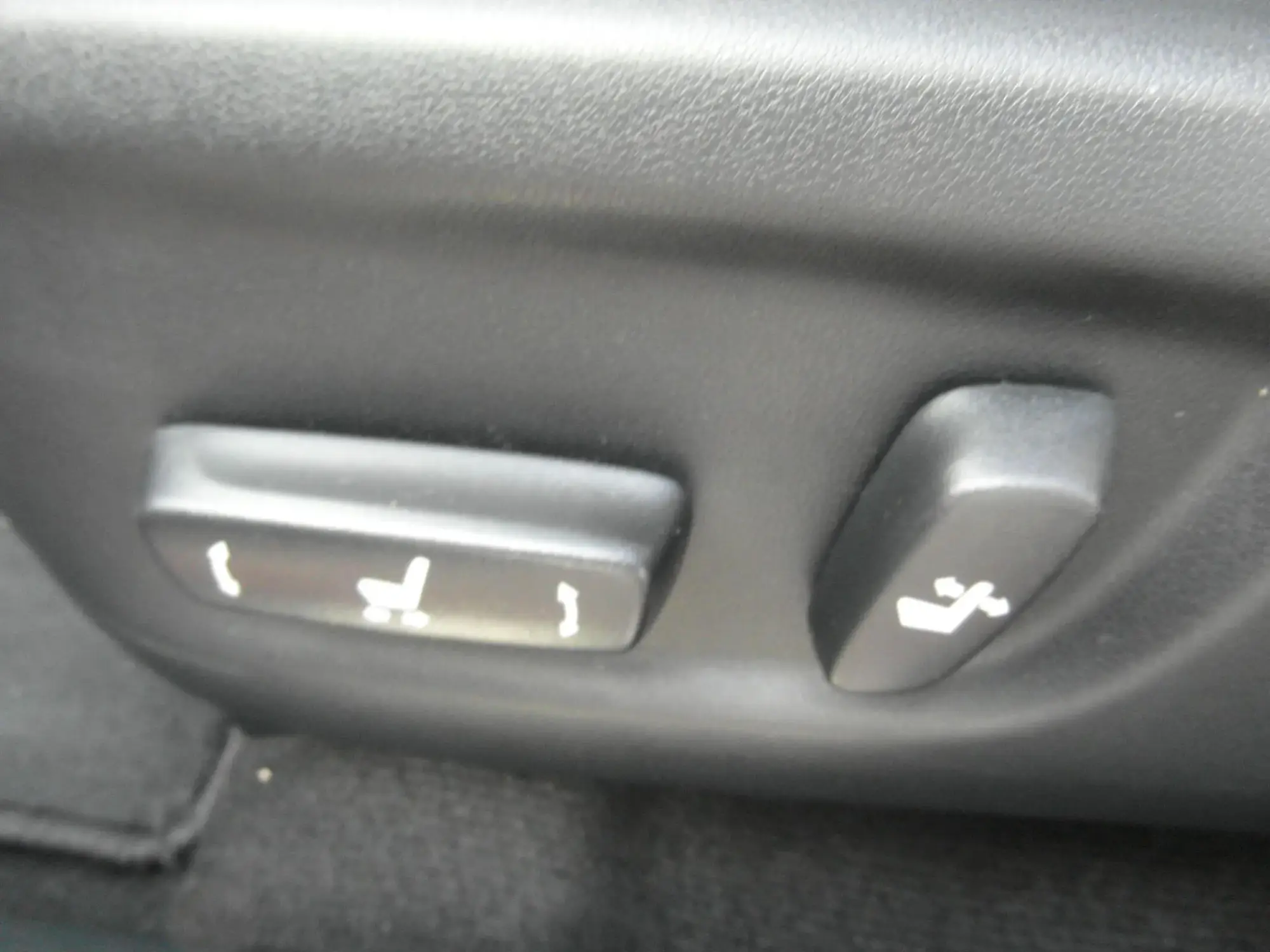 Lexus NX Self-Charging Hybrid Image 13