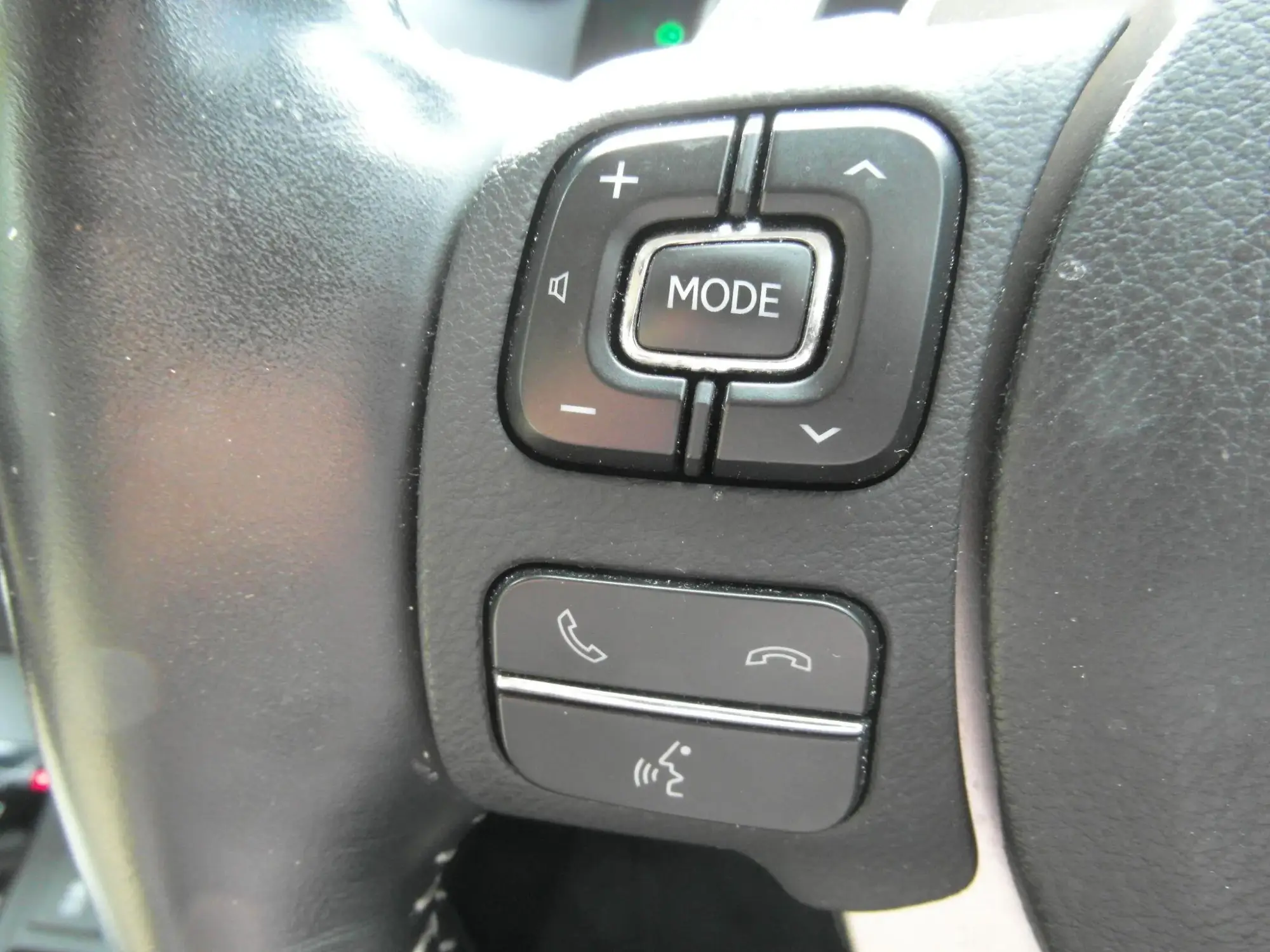 Lexus NX Self-Charging Hybrid Image 18