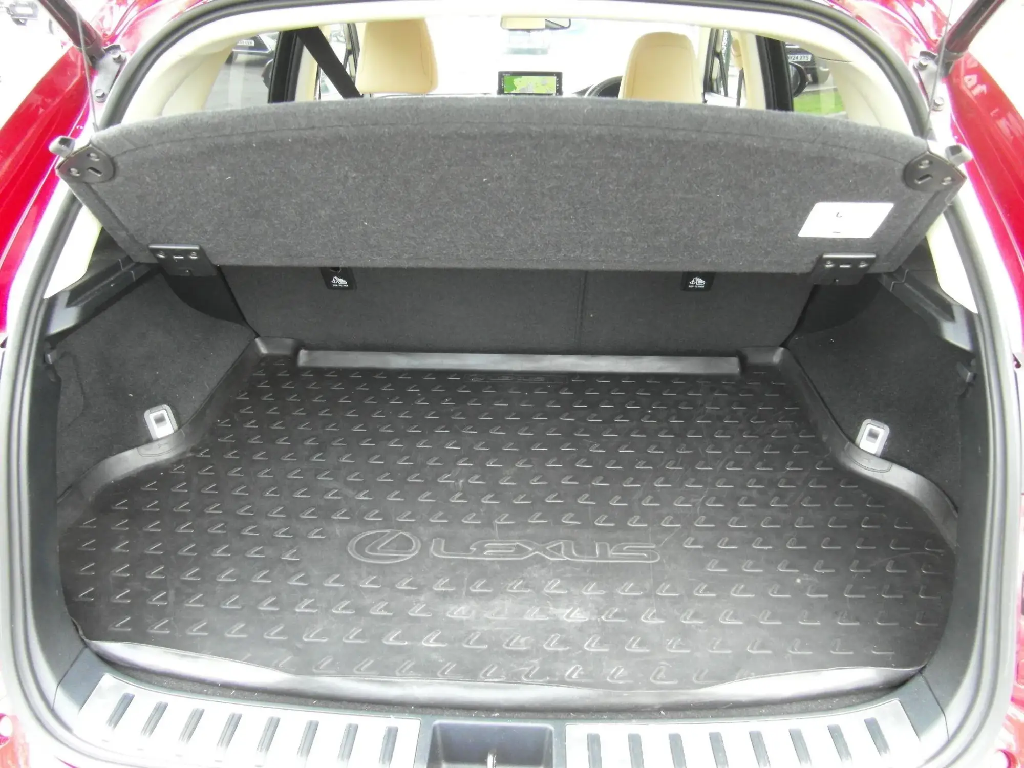 Lexus NX Self-Charging Hybrid Image 32