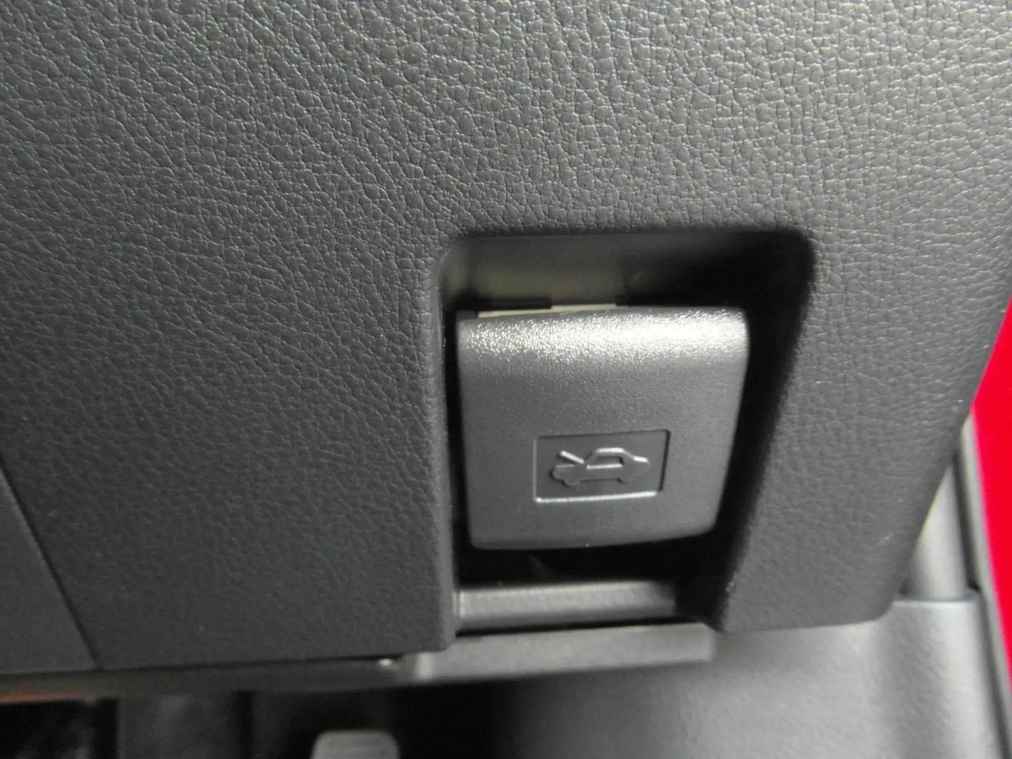 Lexus LBX Image 17