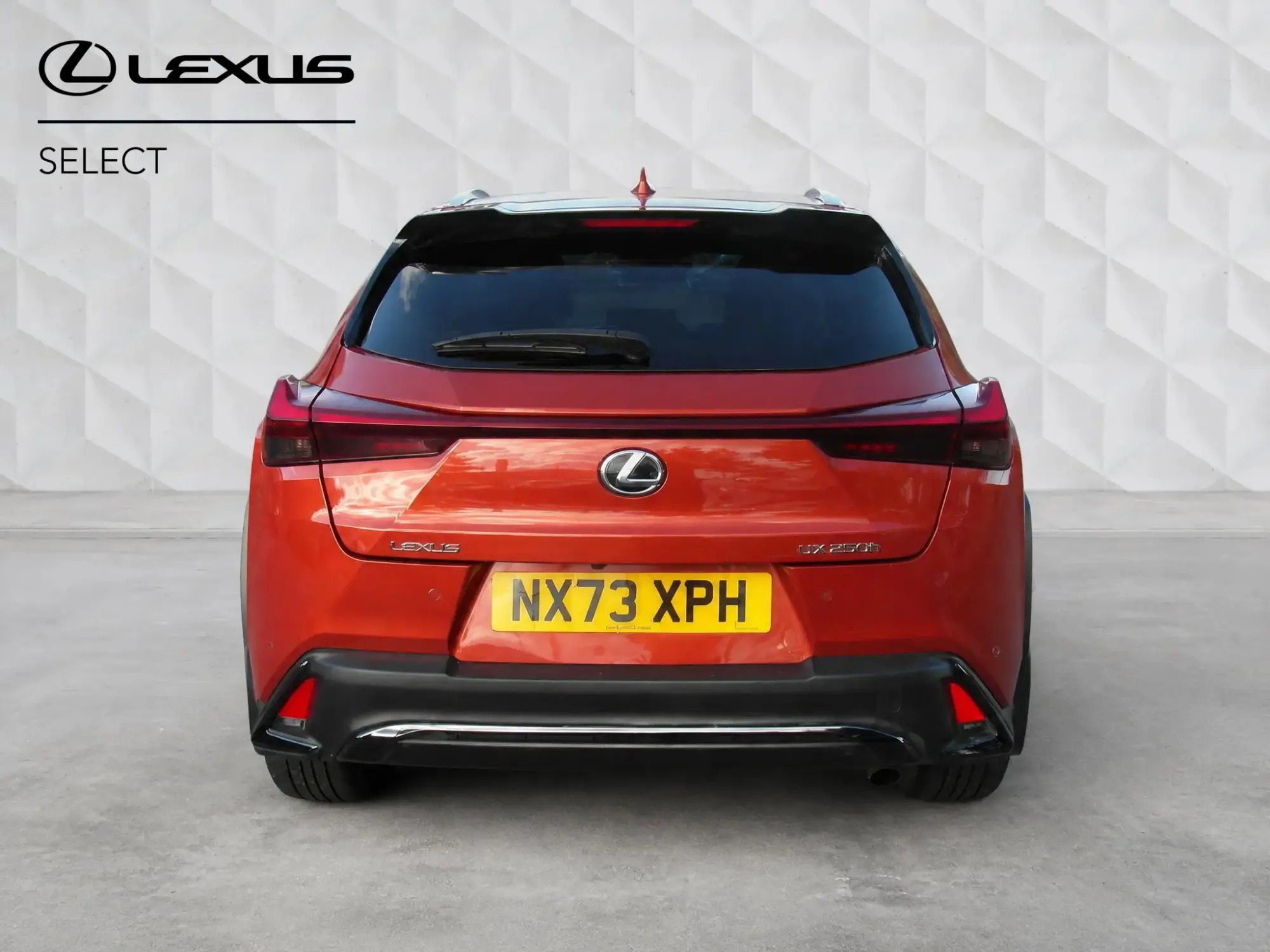 Lexus UX Self-Charging Hybrid Image 6 Lexus UX Self-Charging Hybrid Image 6