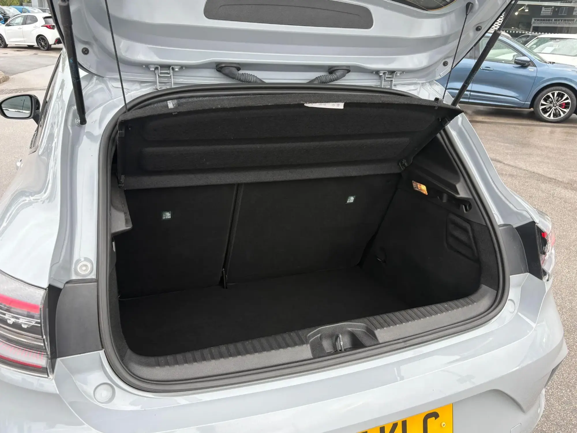 Renault Clio E-Tech Image 19 Renault Clio E-Tech Image 19