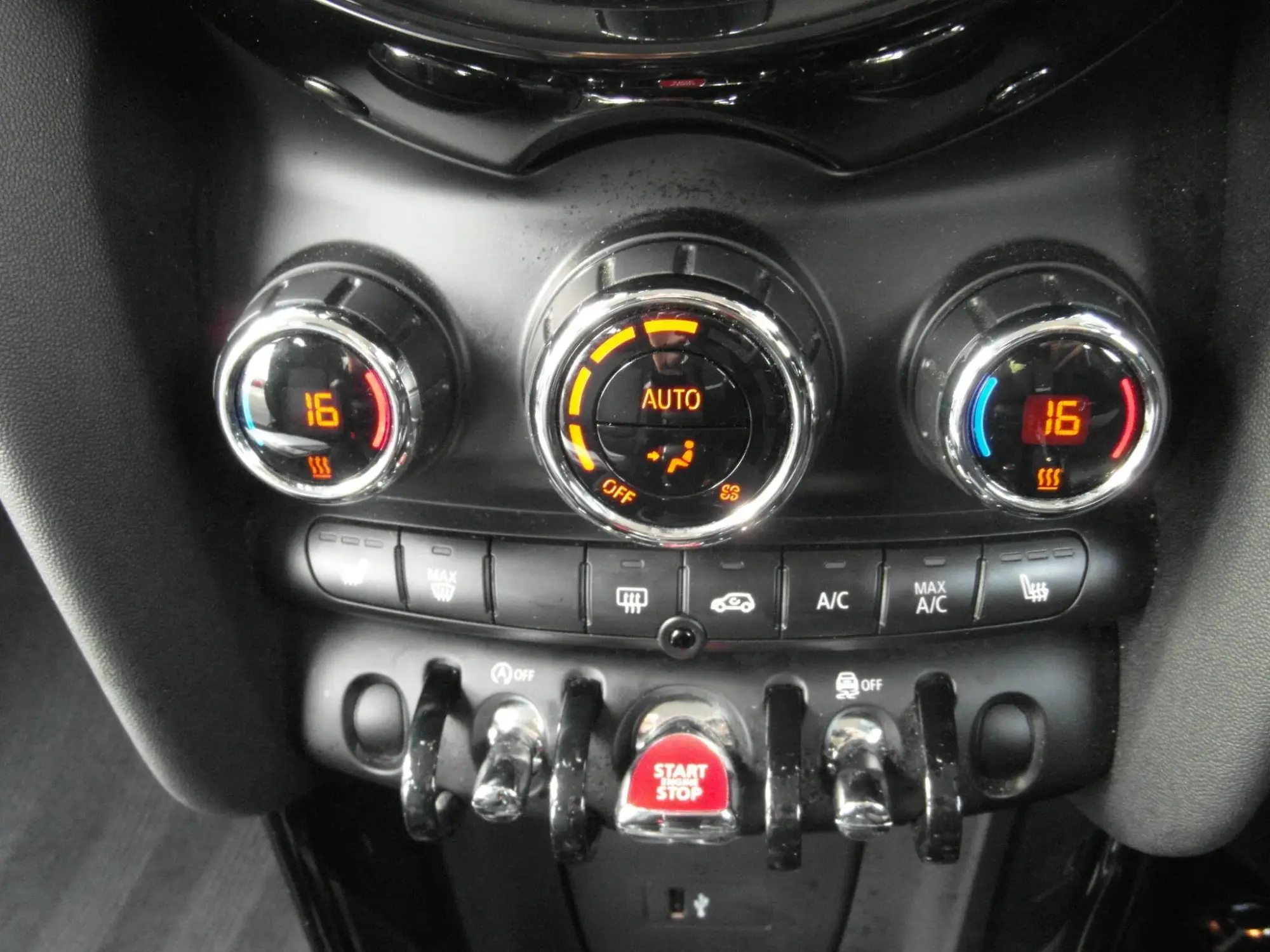 MINI Hatch Image 19 MINI Hatch Image 19