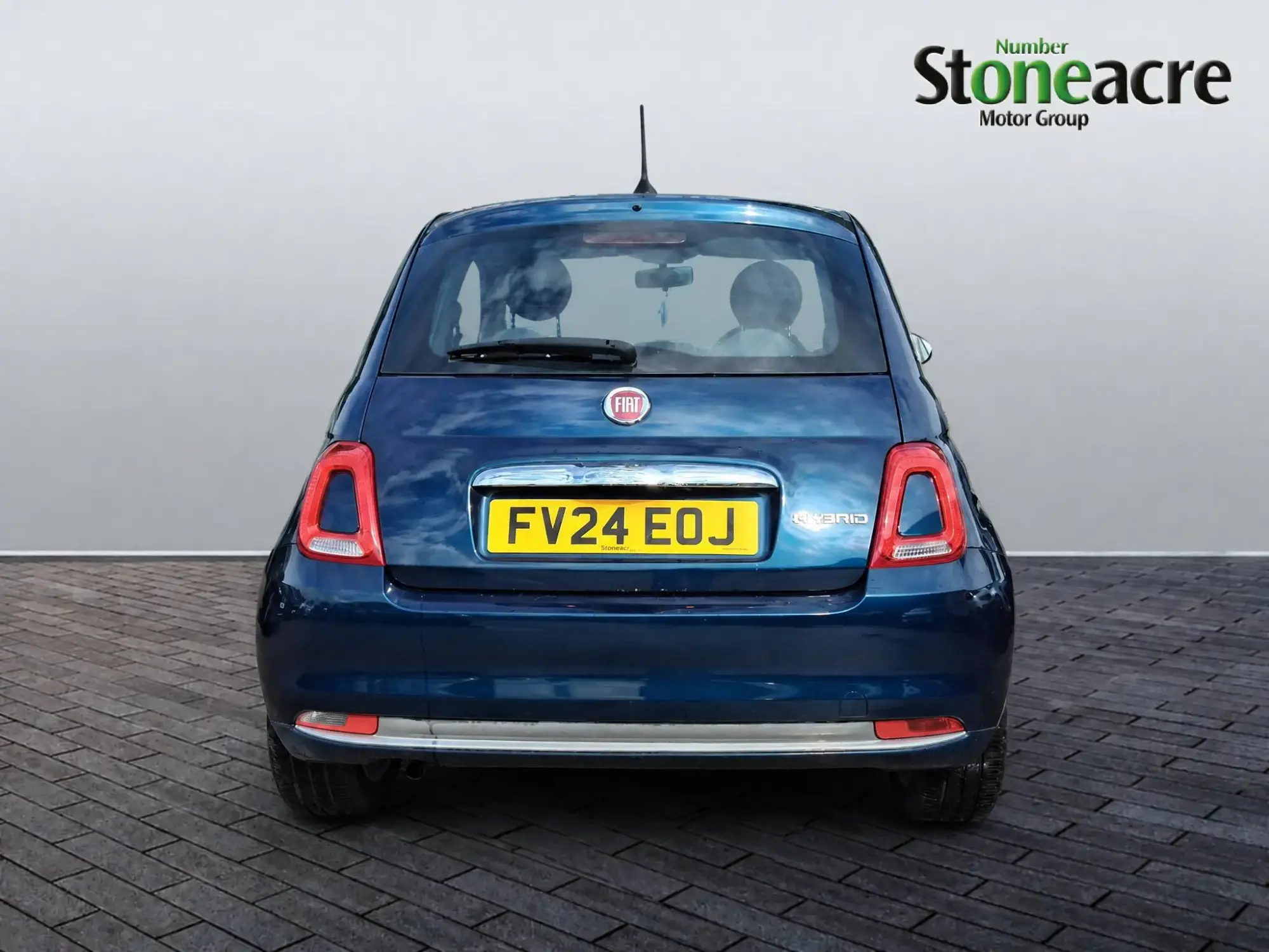 Fiat 500 Hybrid Image 4