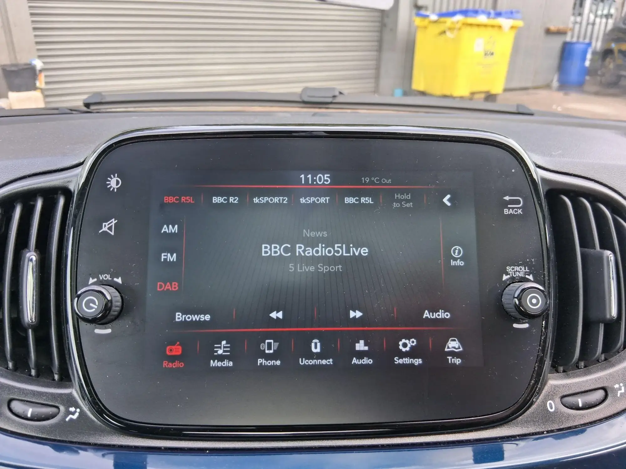 Fiat 500 Hybrid Image 19