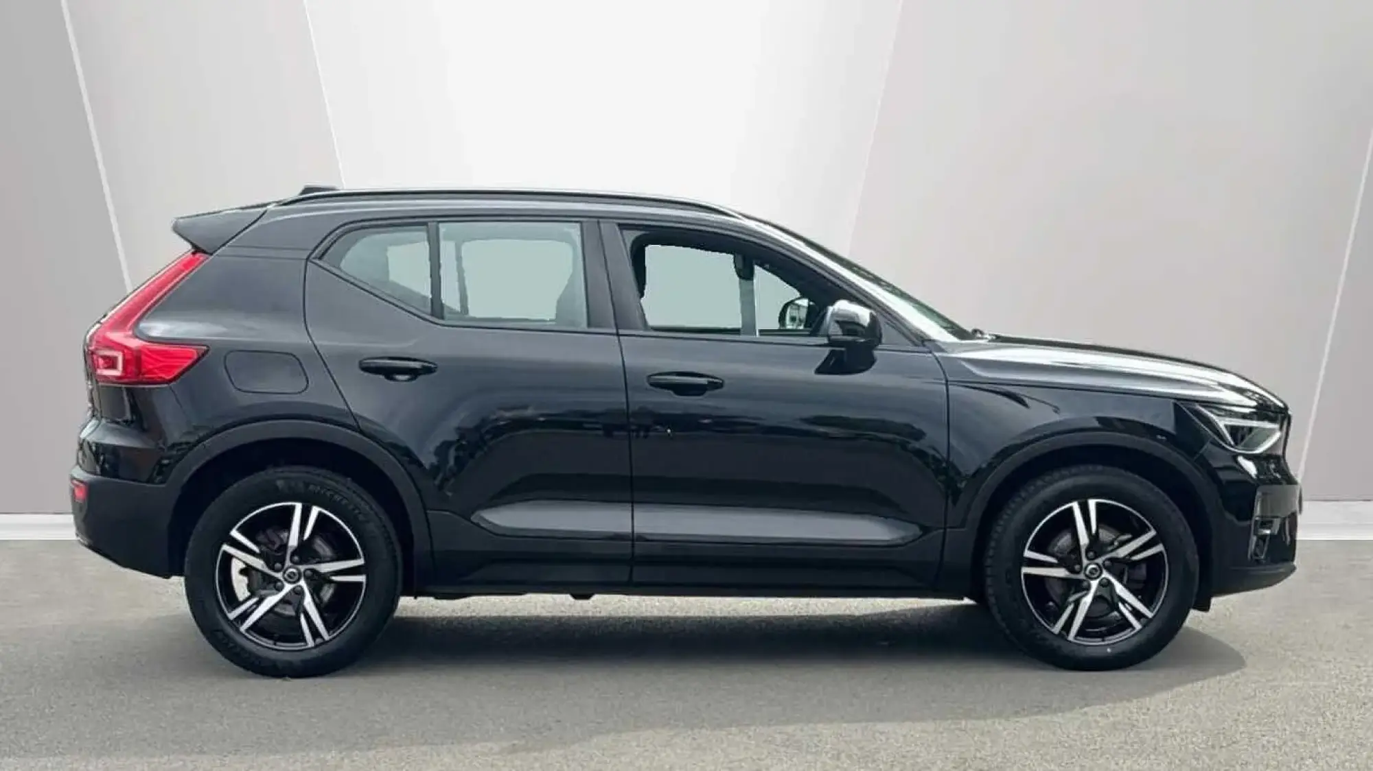 Volvo XC40 Image 3