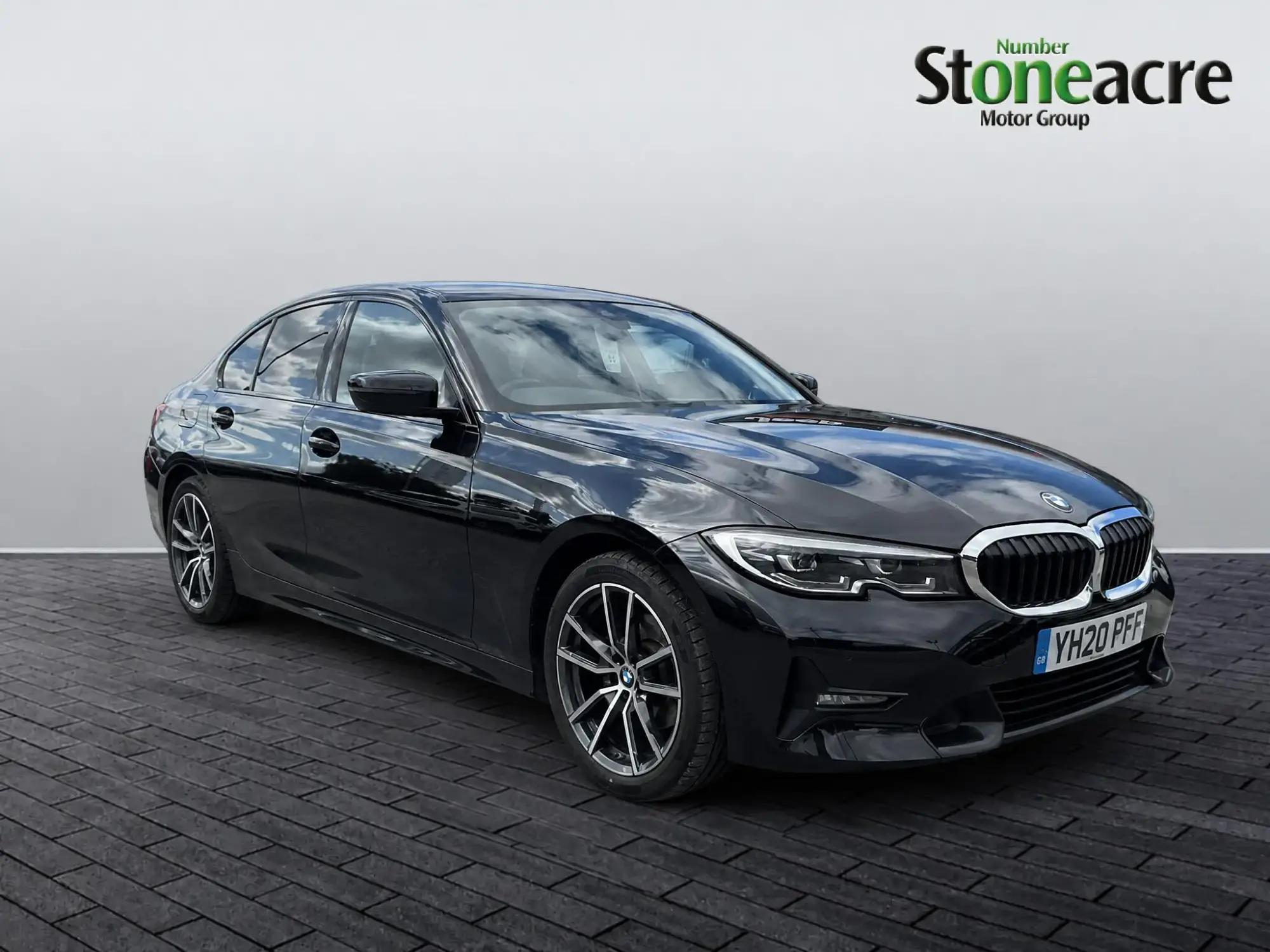 BMW 3 Series 2.0 320i Sport Auto Euro 6 (s/s) 4dr YH20PFF Image 1 BMW 3 Series 2.0 320i Sport Auto Euro 6 (s/s) 4dr YH20PFF Image 1