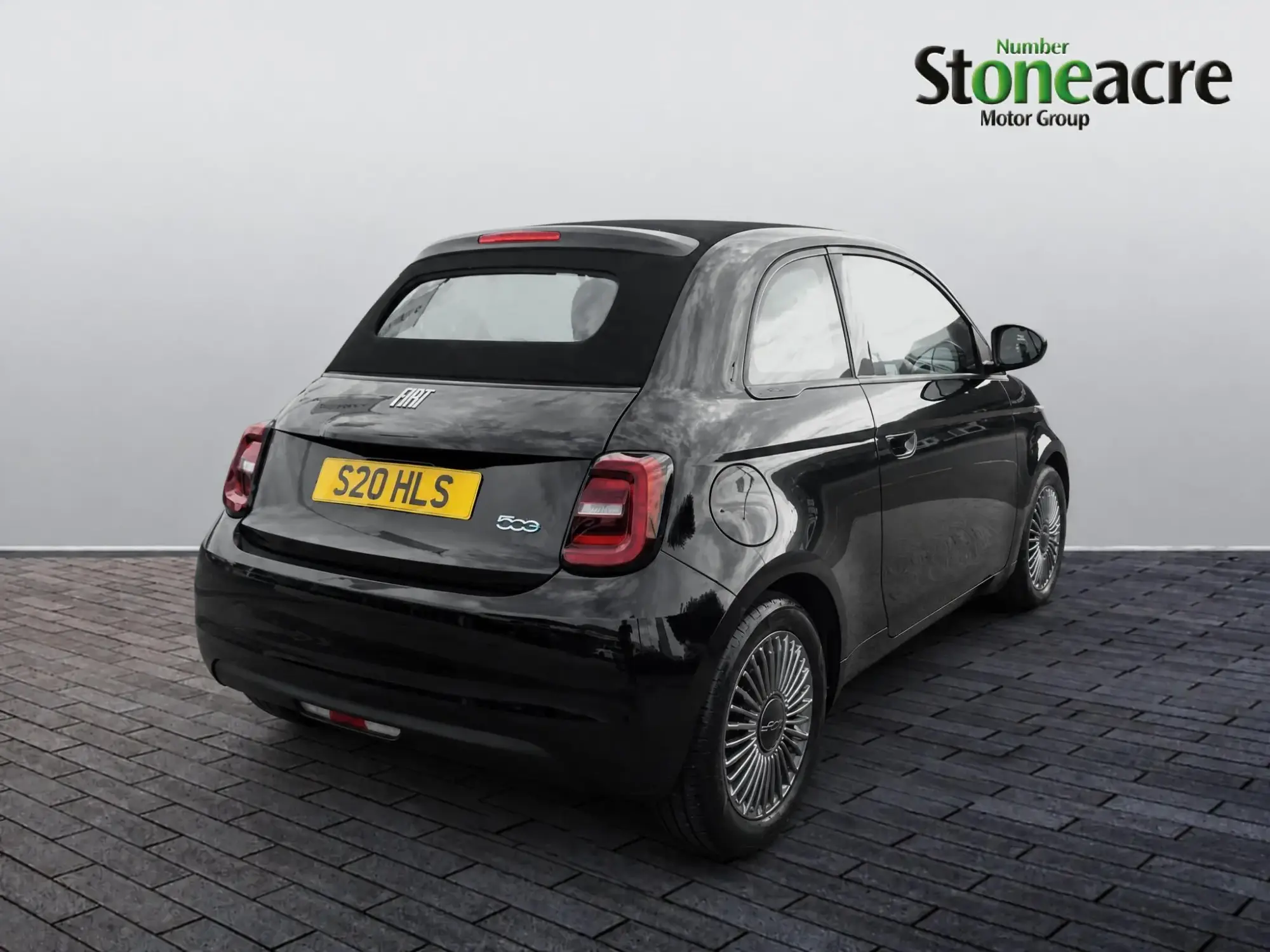 Fiat 500e C 42kWh Icon Auto 2dr S20HLS Image 3