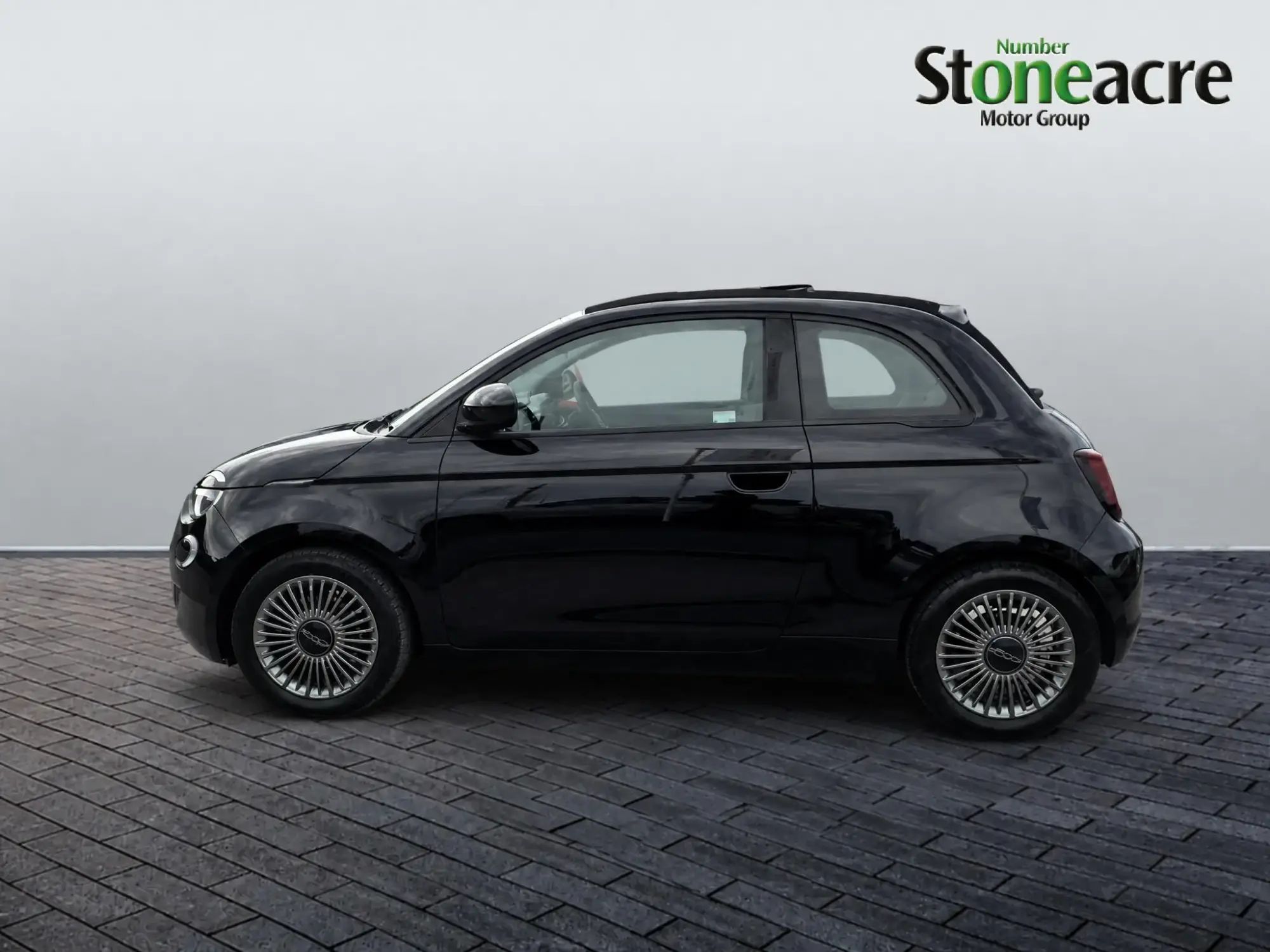 Fiat 500e C Image 6